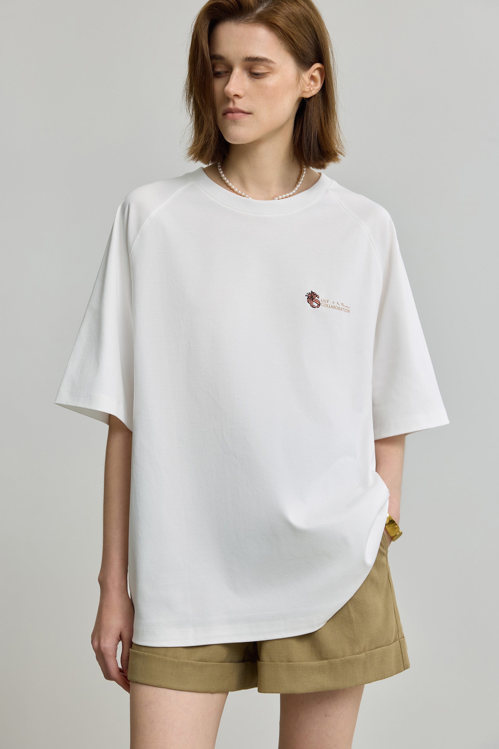 #color_Off White