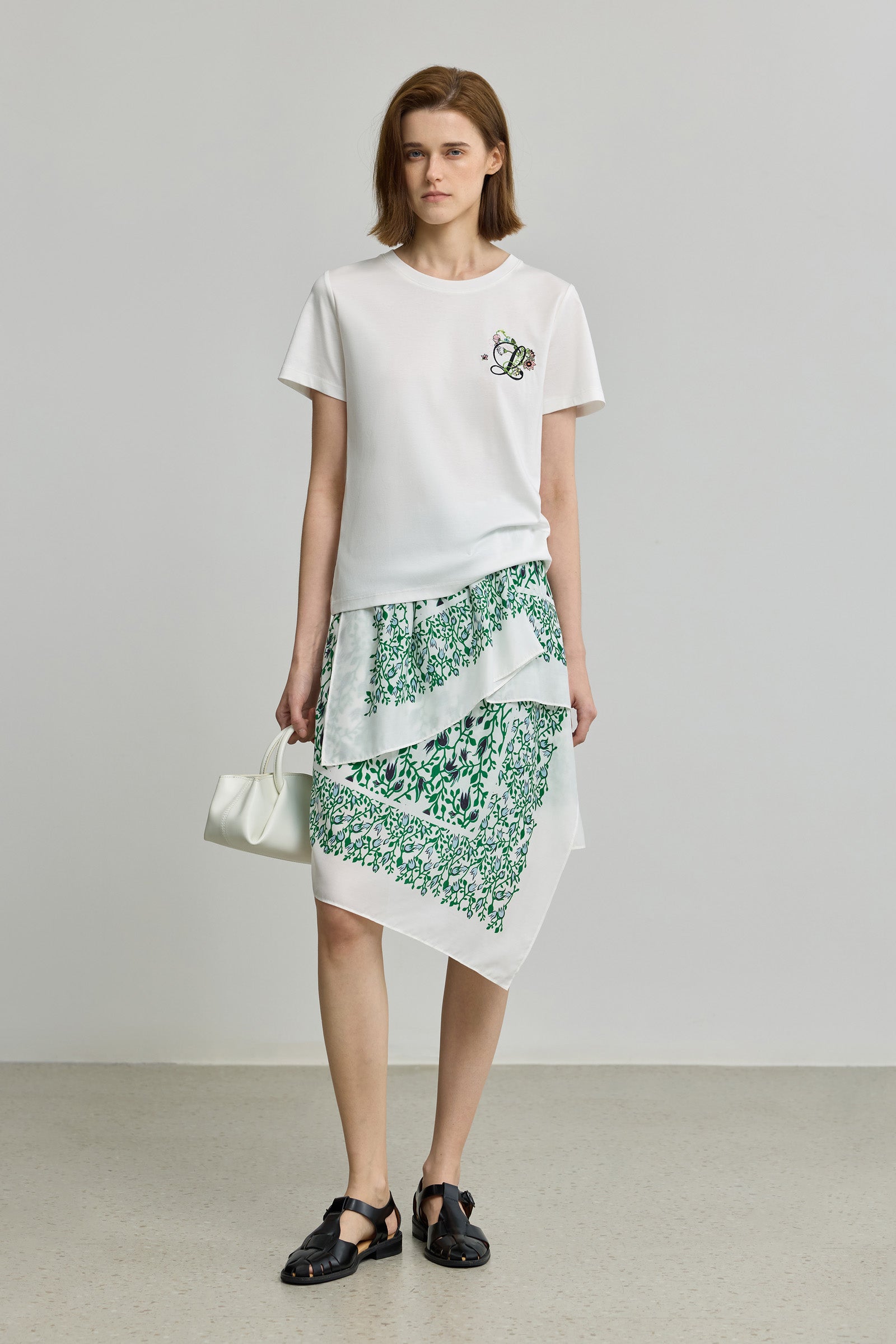 #color_Off White