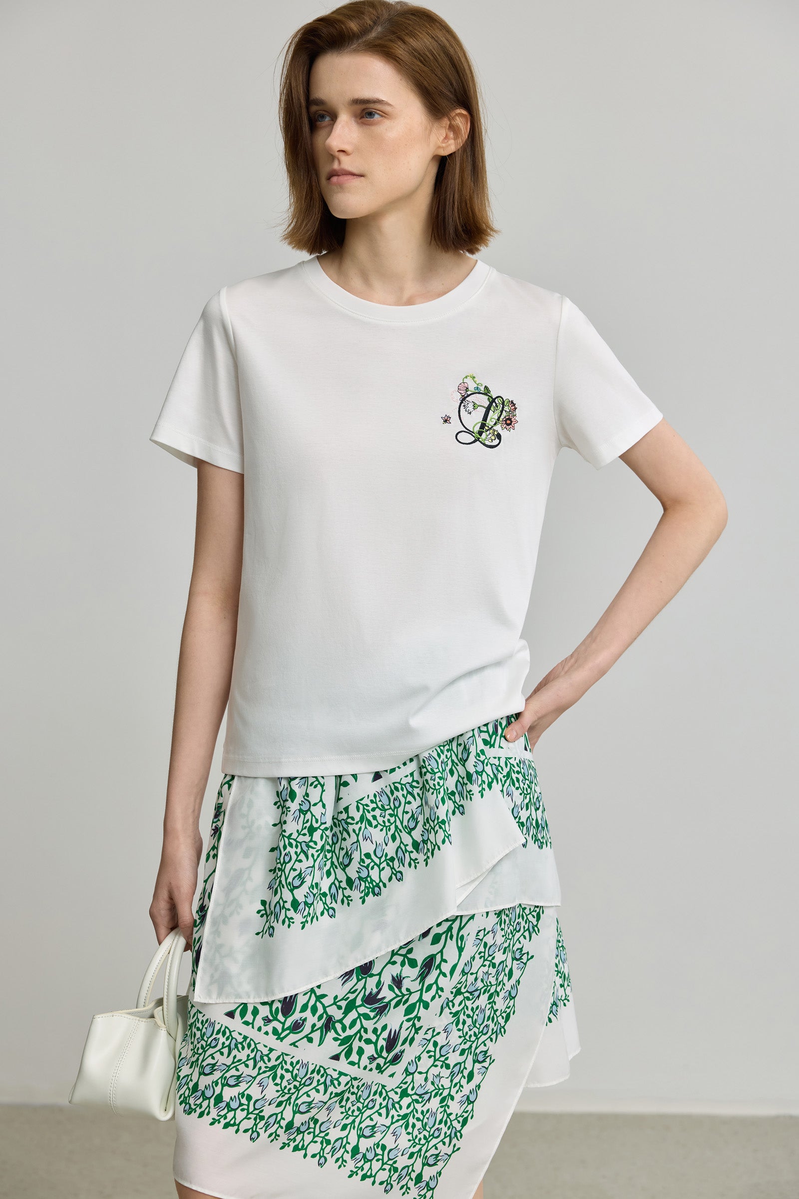 #color_Off White