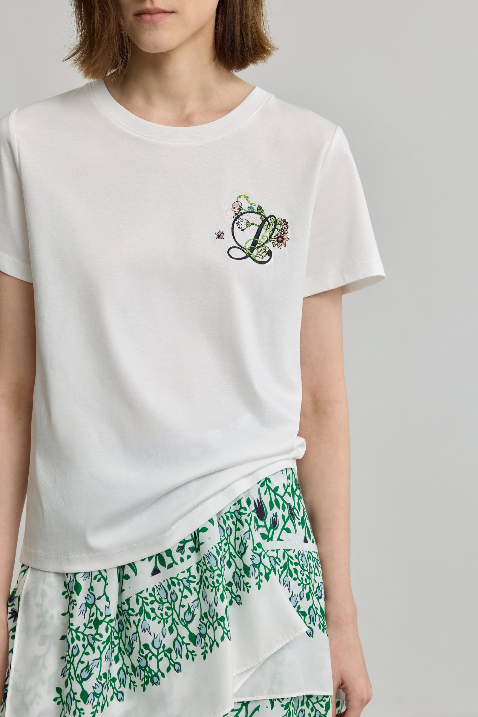#color_Off White