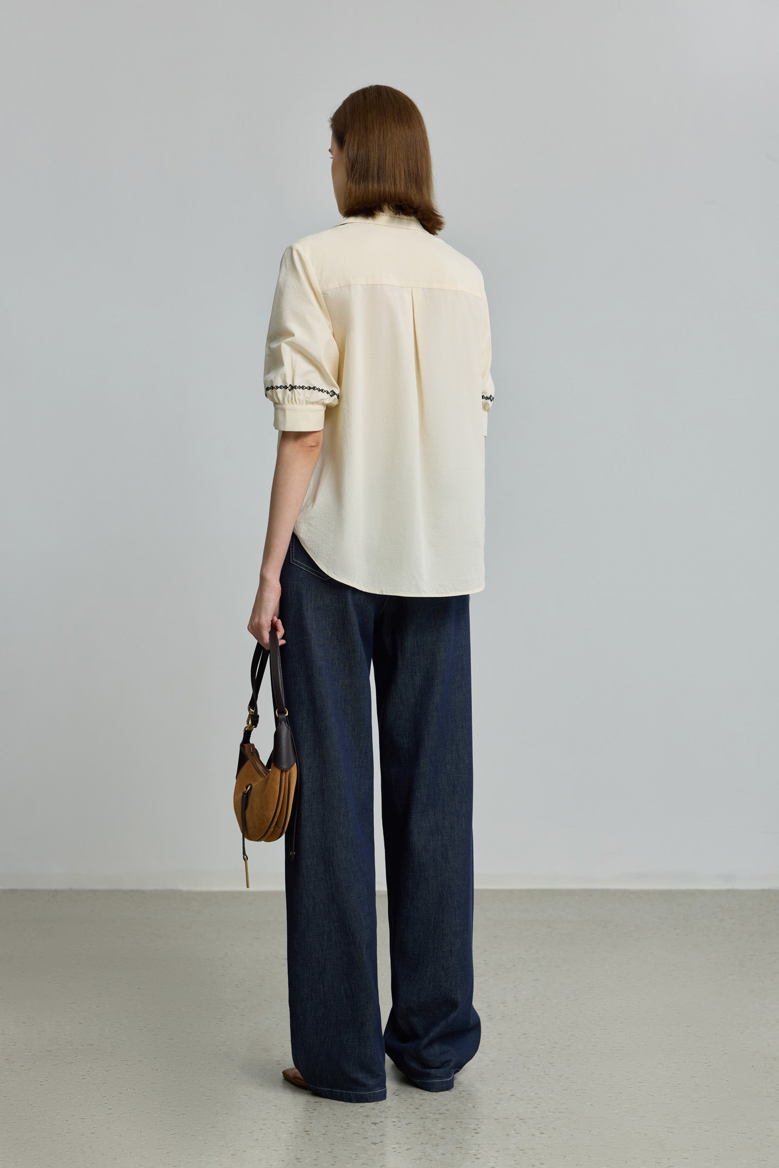 #color_Off White