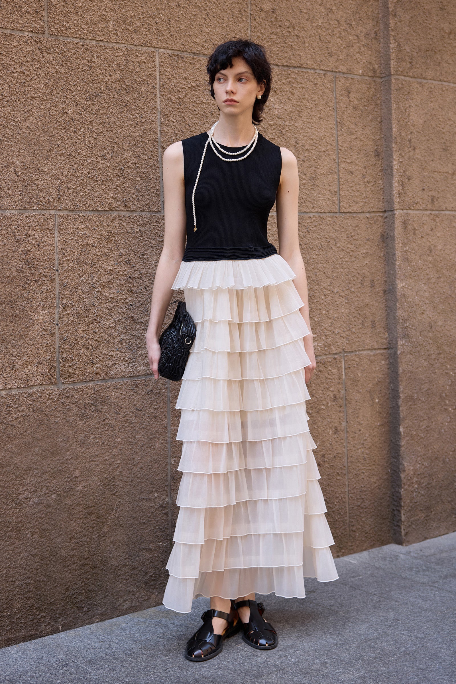 #color_Off White