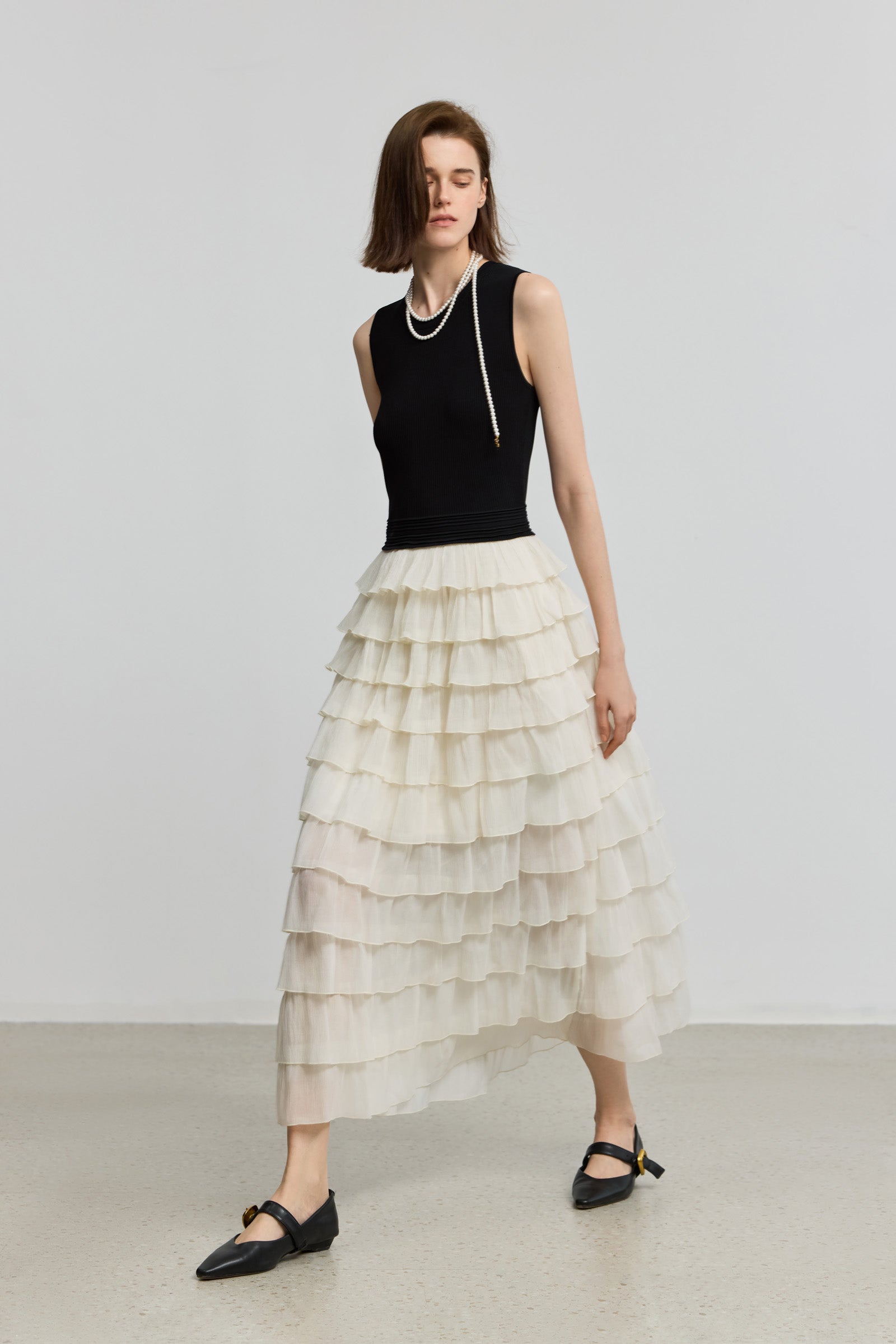 #color_Off White