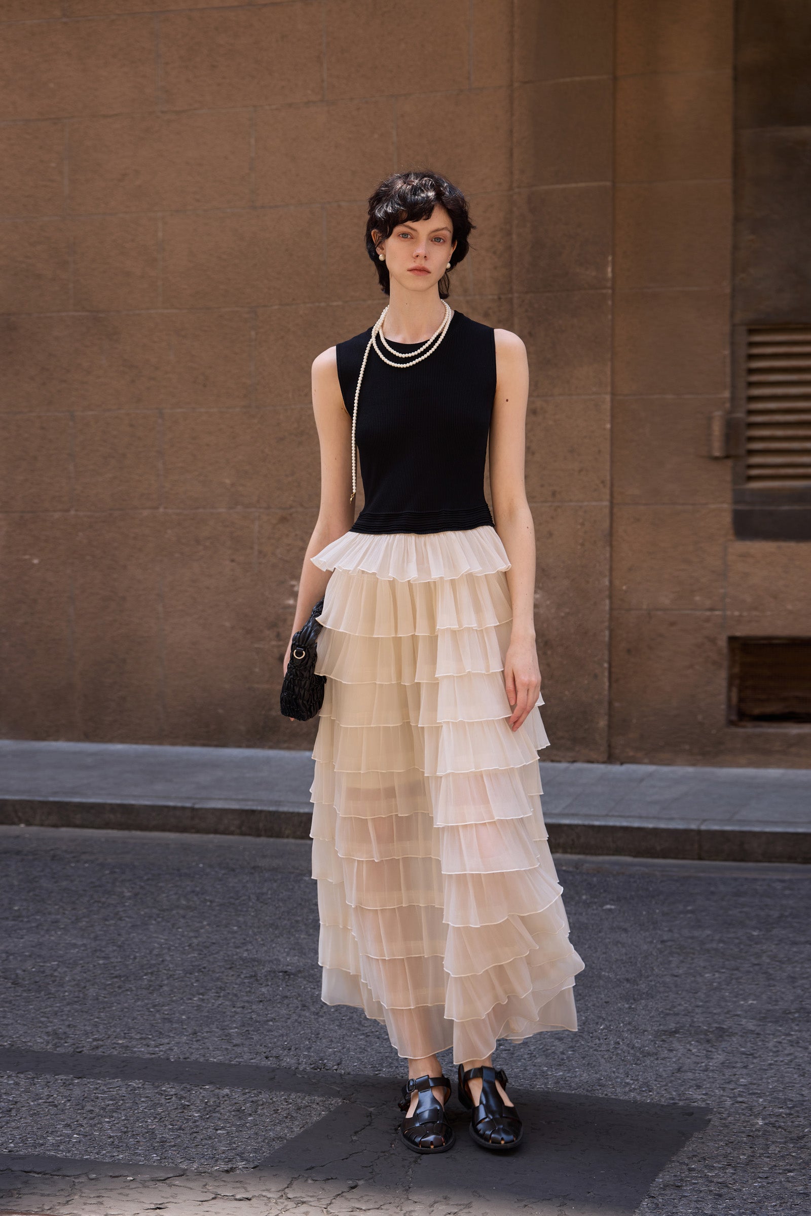 #color_Off White