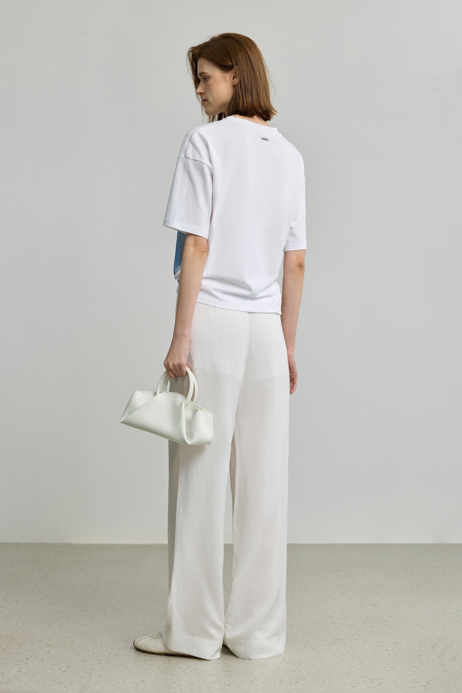 #color_Off White
