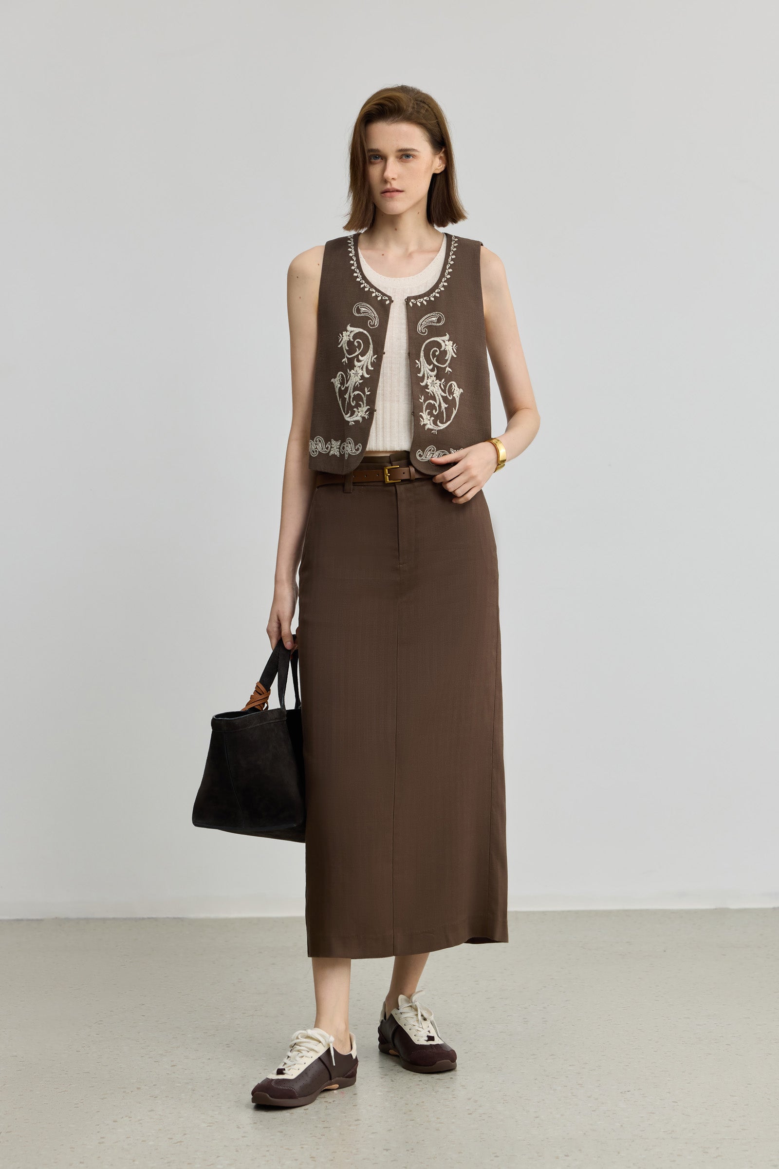 #color_Brown