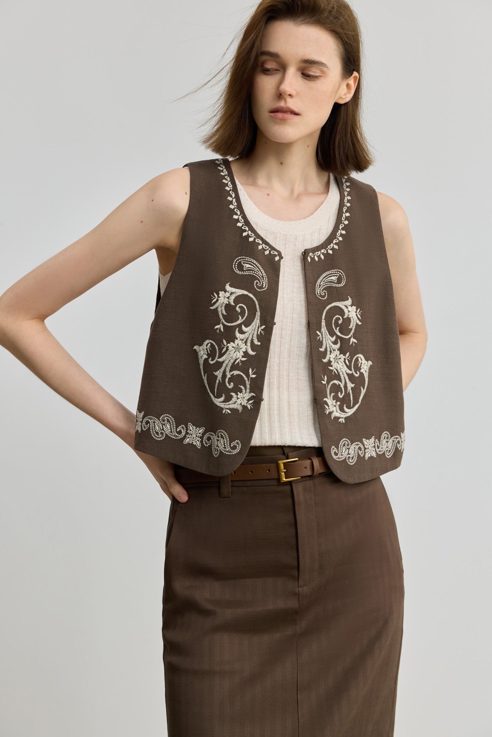 #color_Brown