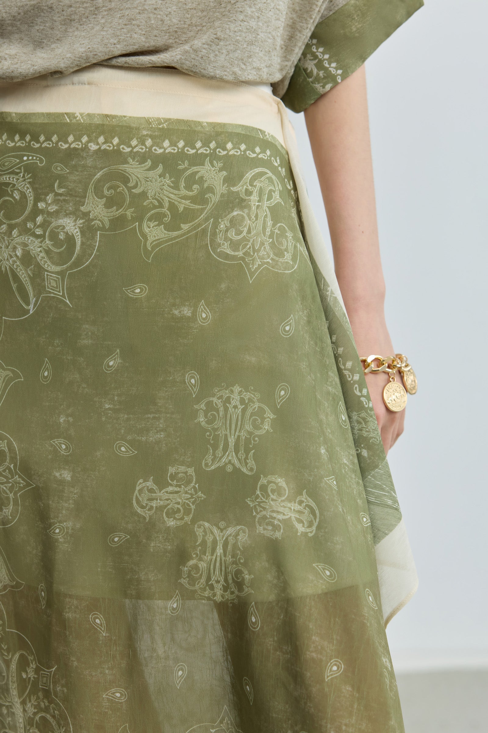 #color_Mustard Green