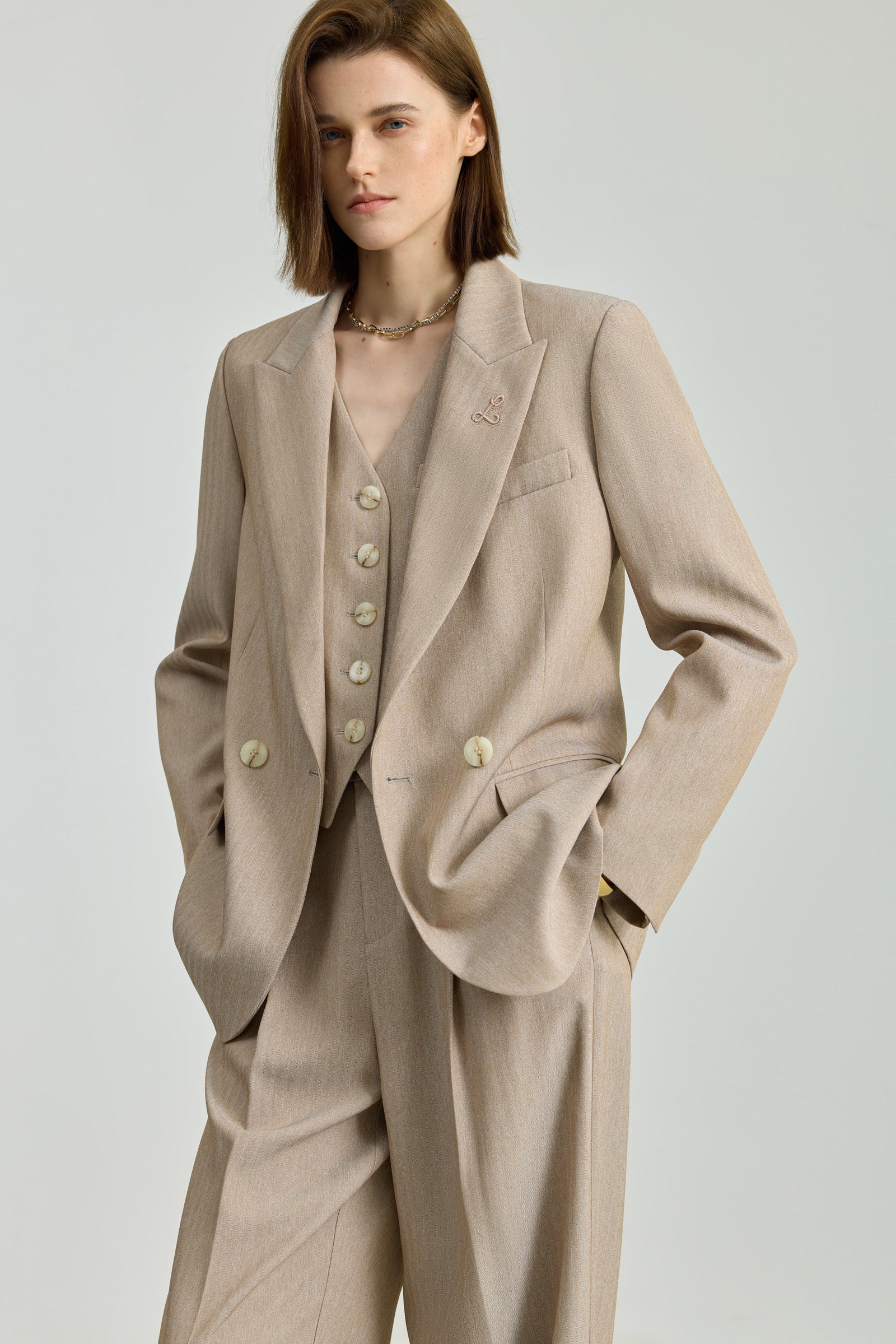 #color_Light Khaki