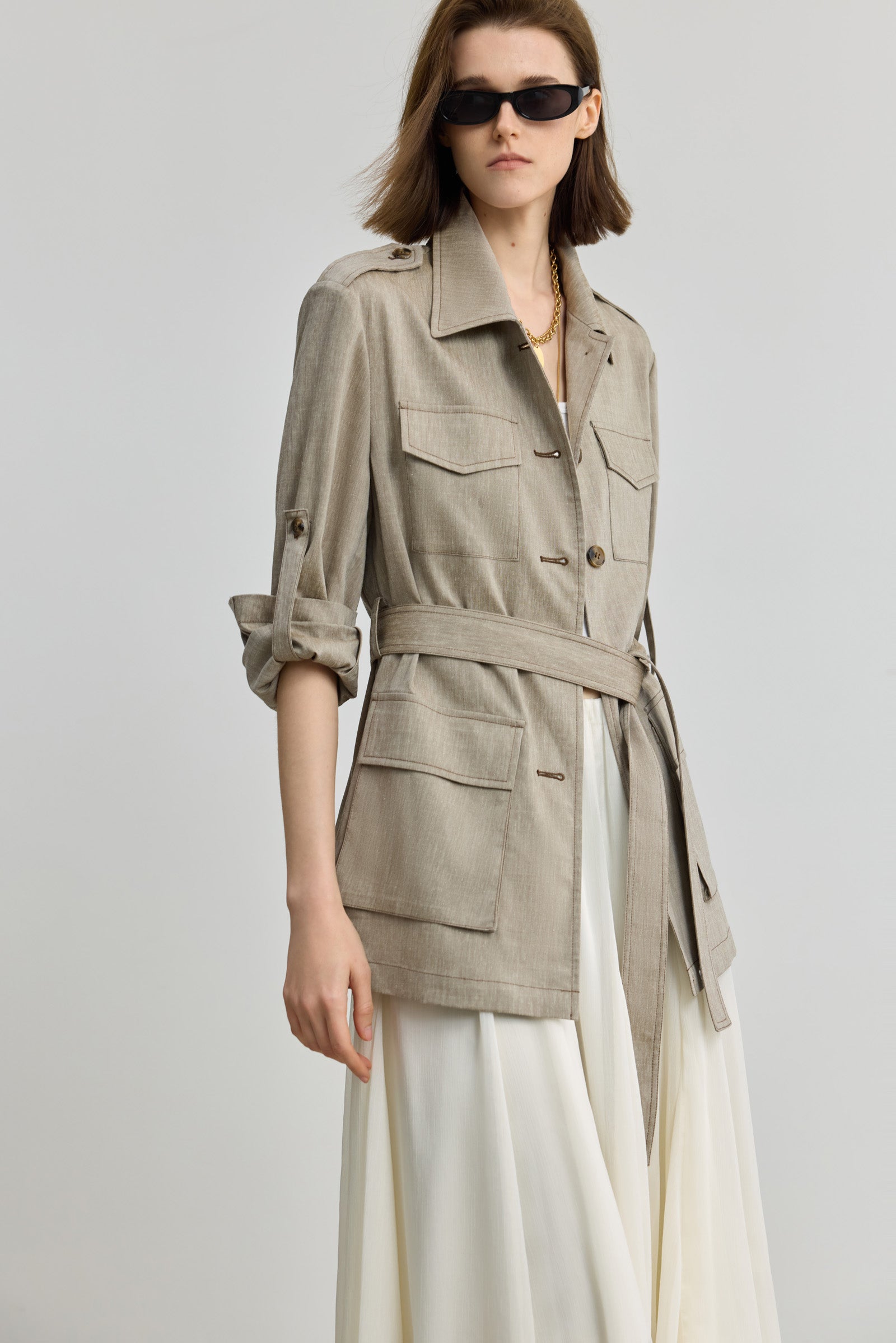 #color_Taupe
