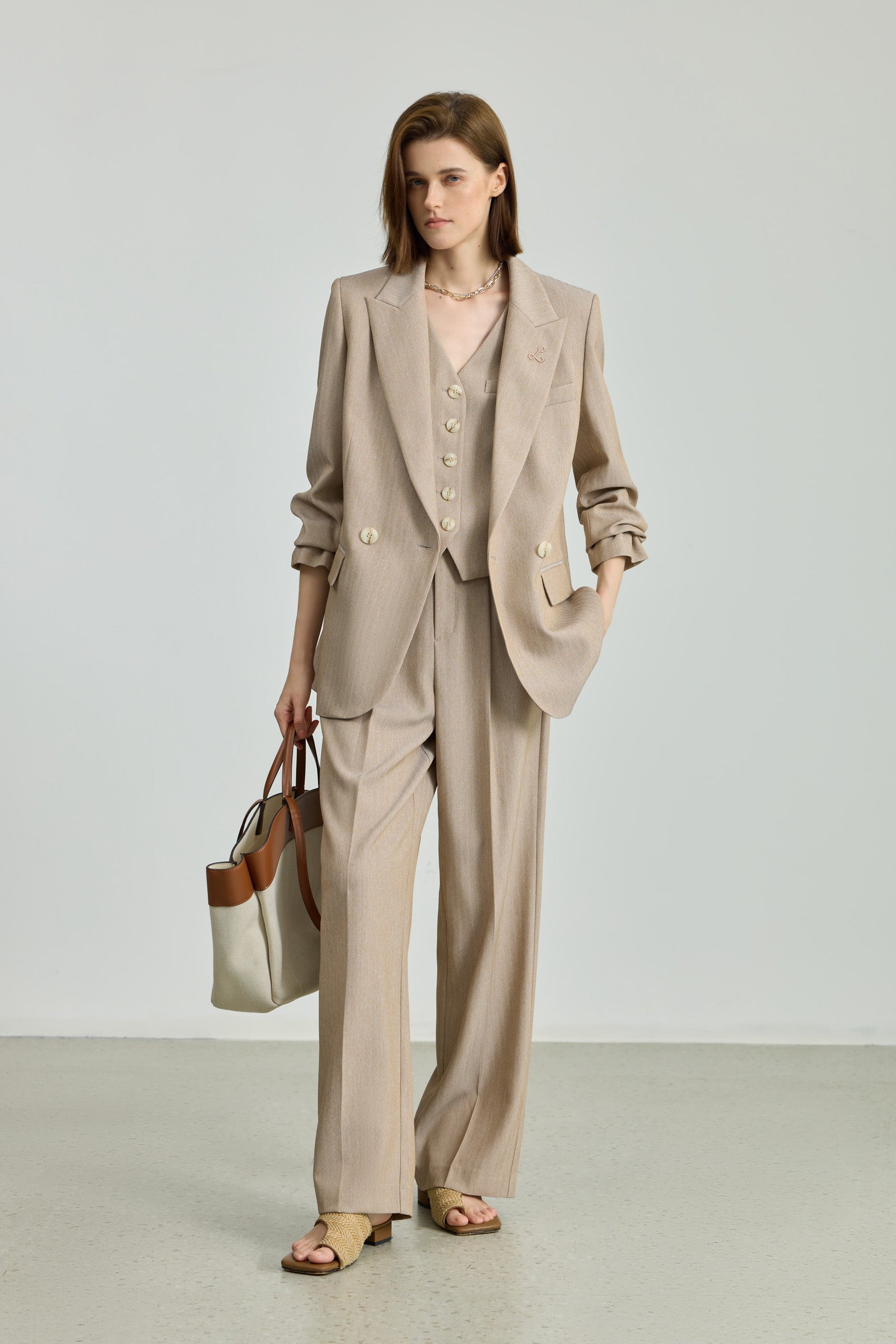 #color_Light Khaki