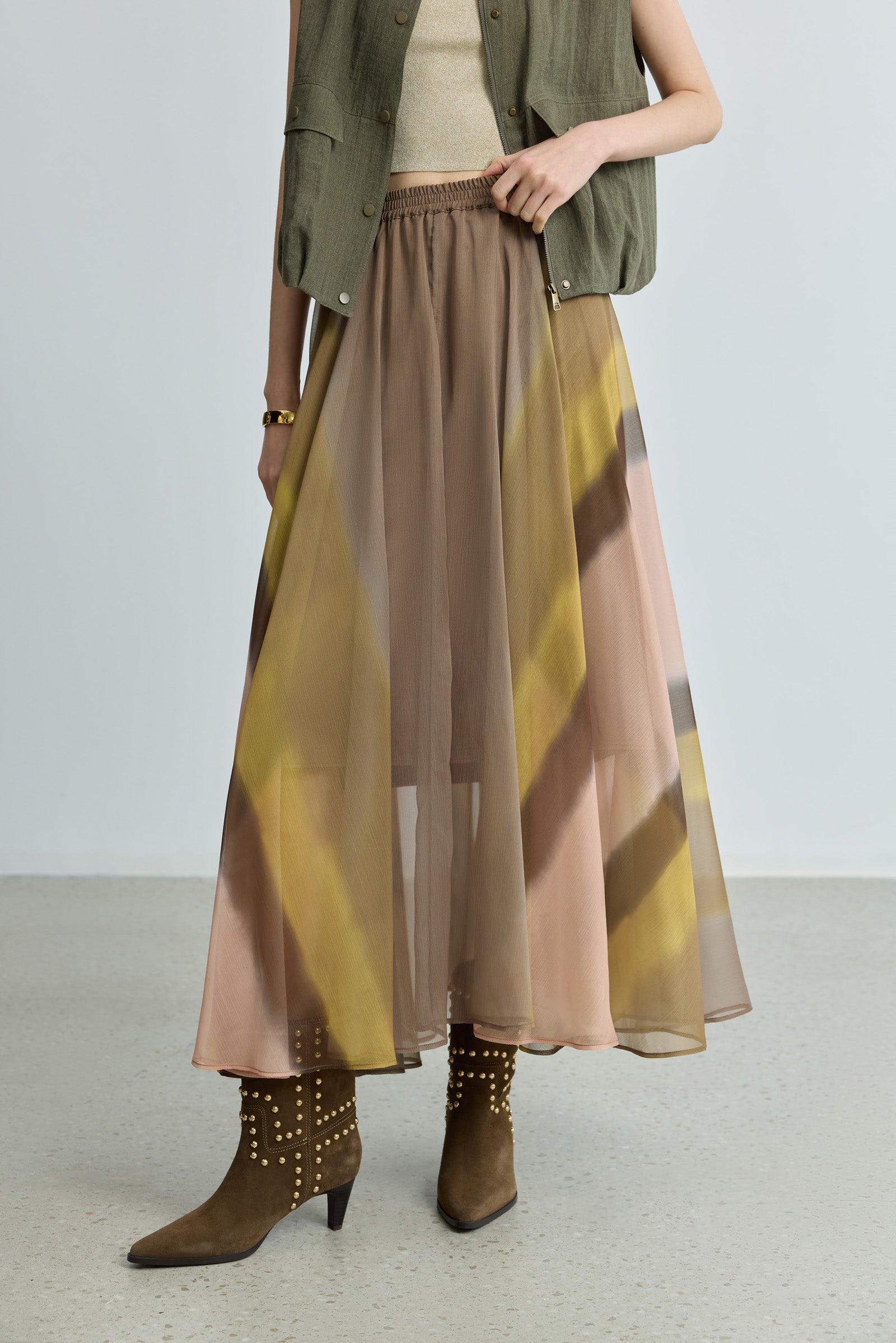 #color_Brown