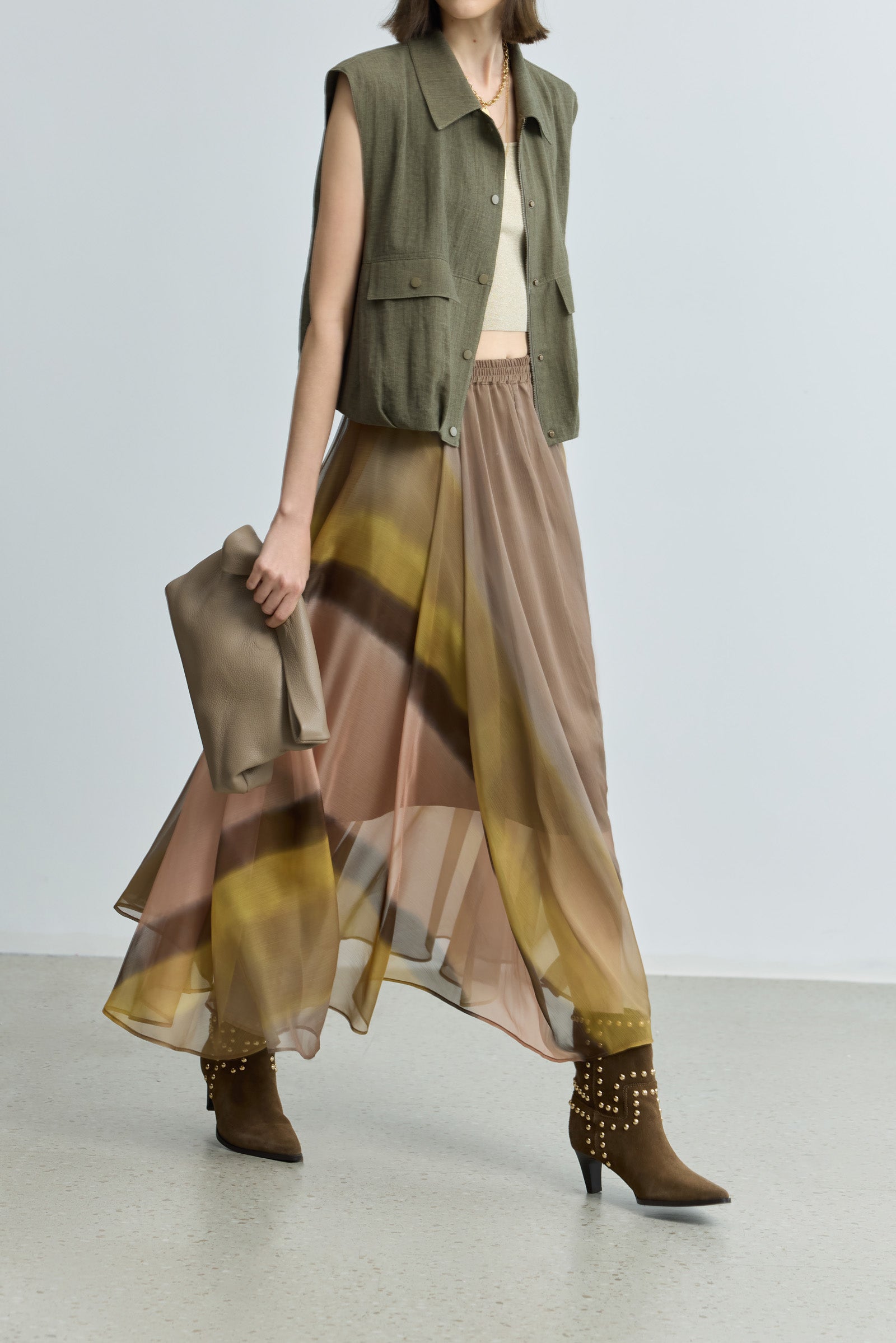 #color_Brown