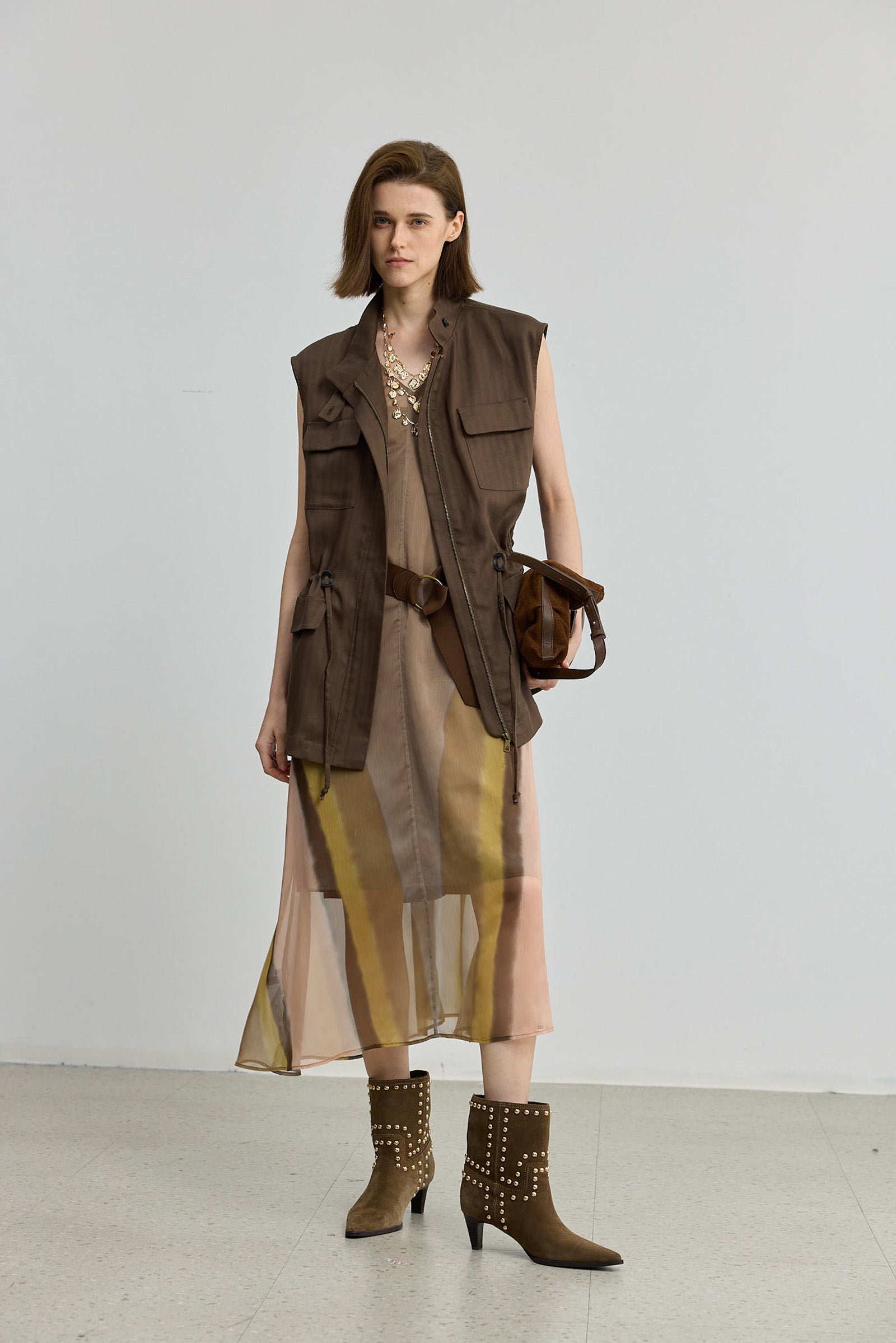 #color_Brown