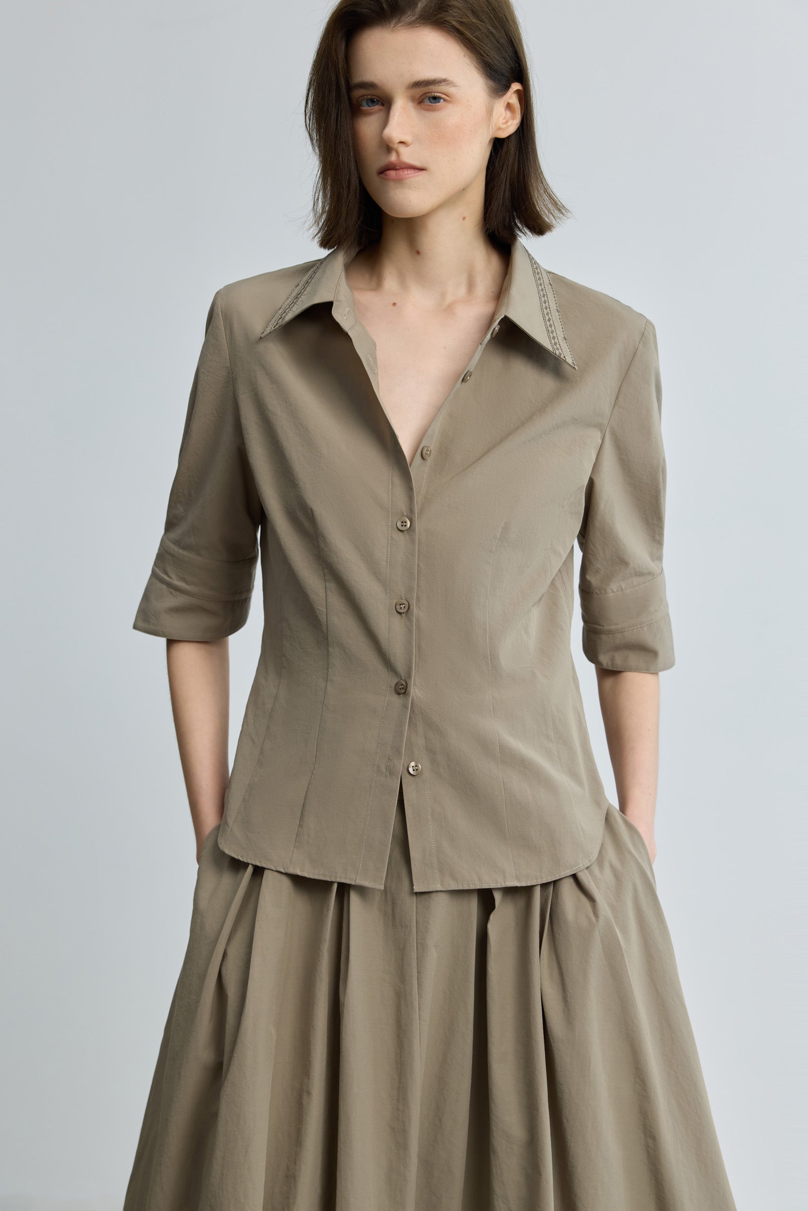 #color_khaki