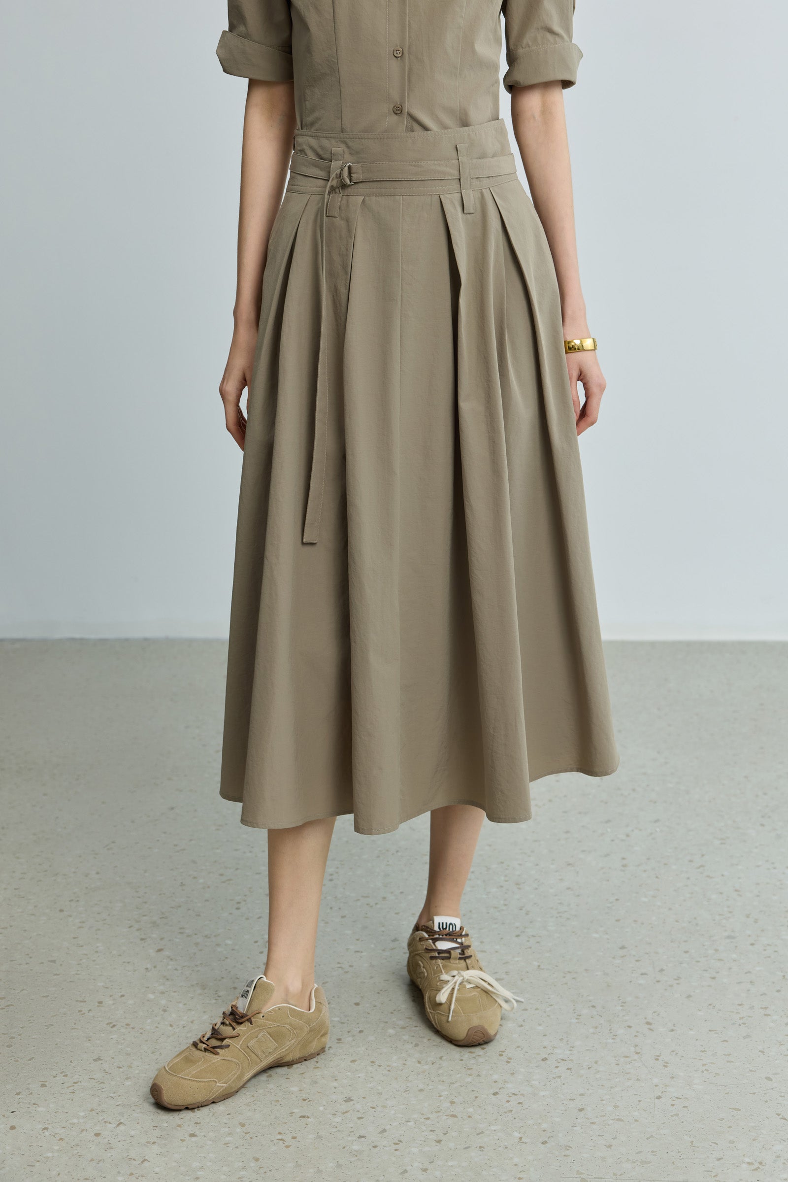 #color_khaki