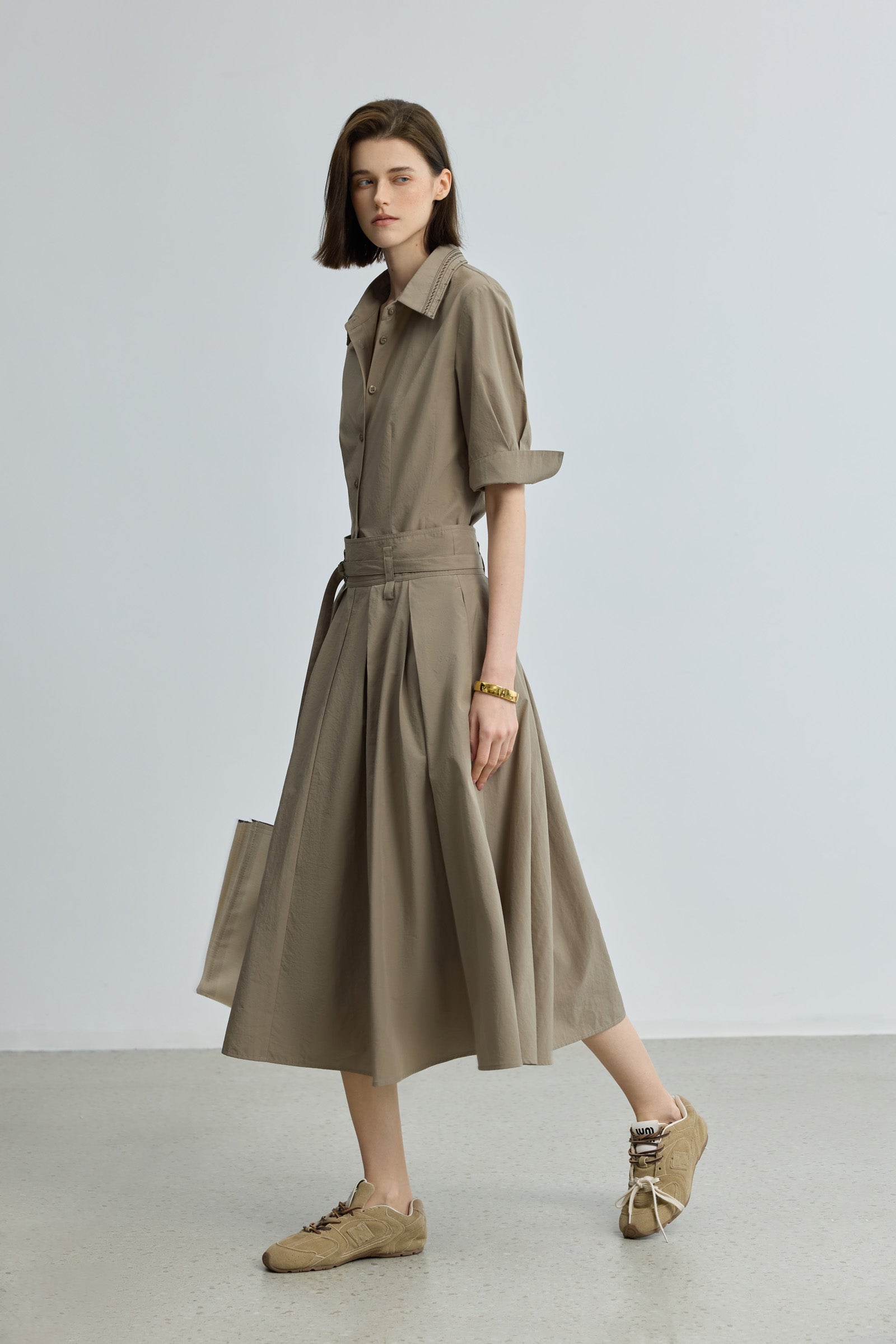#color_khaki