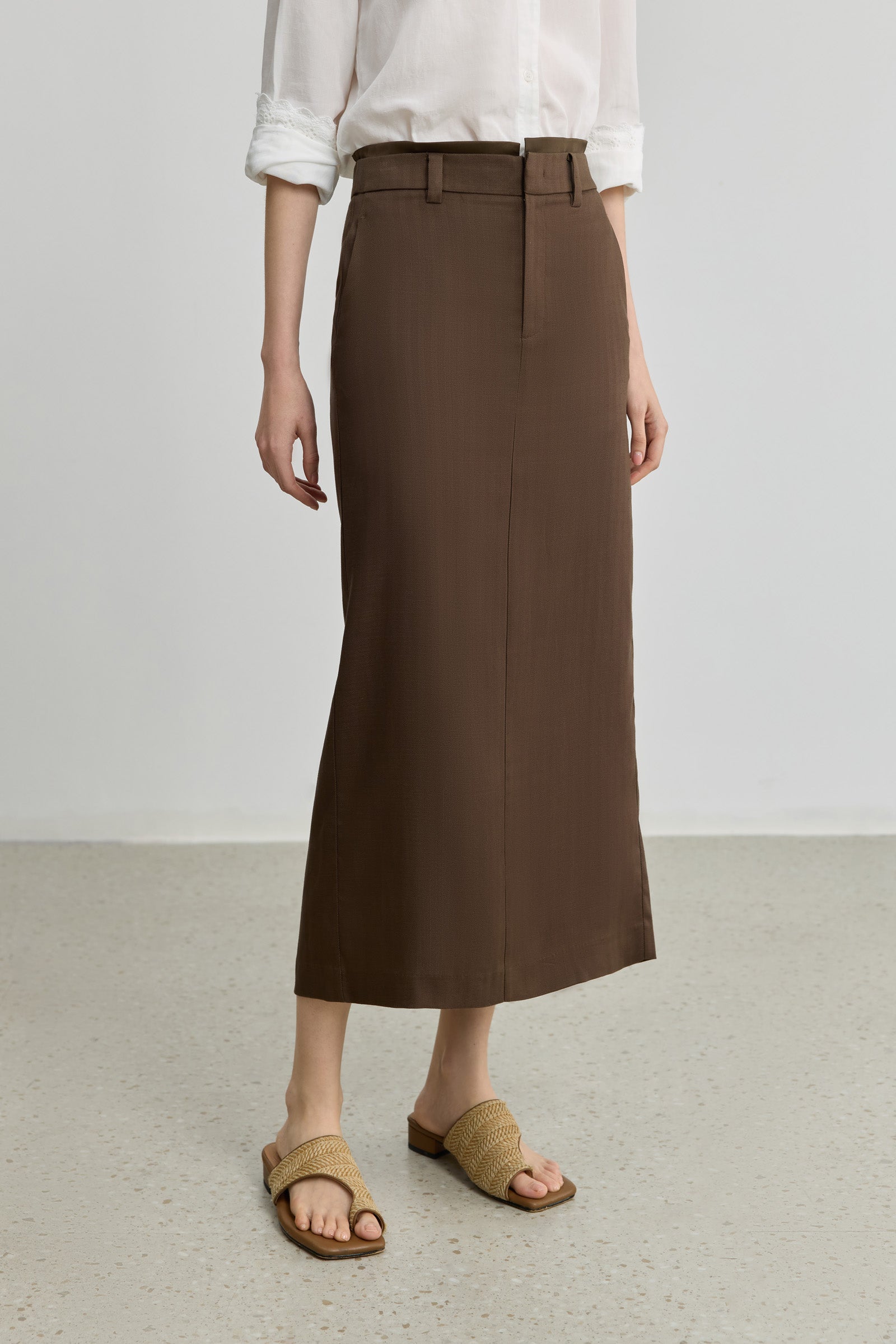 #color_Brown