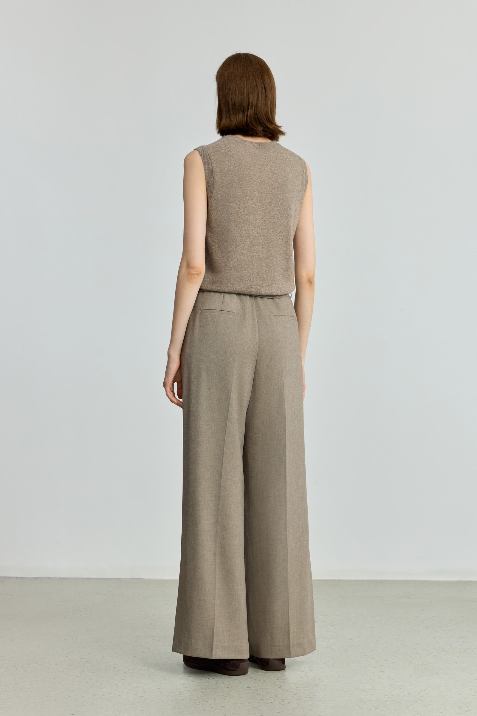 #color_Khaki