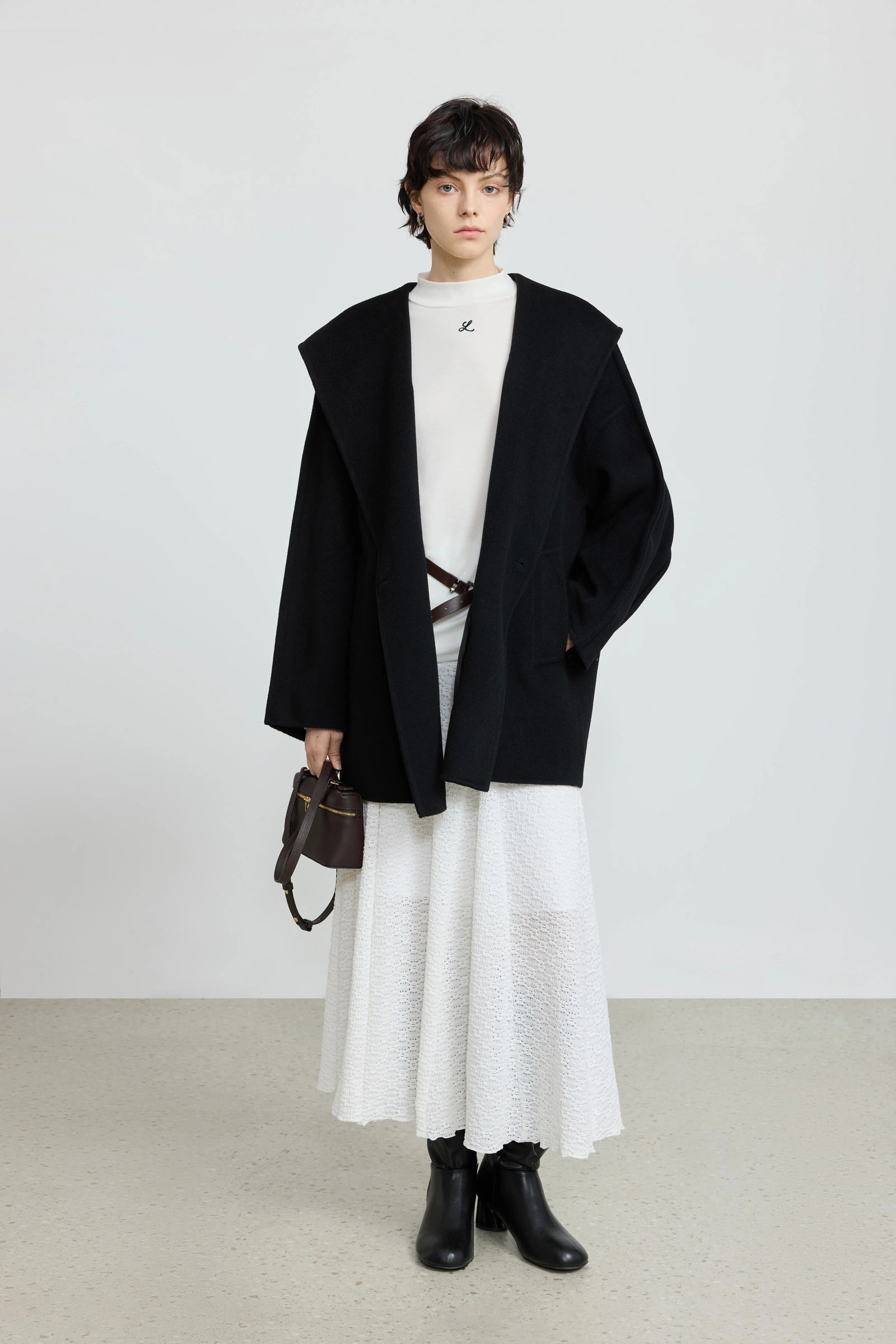 #color_Off White