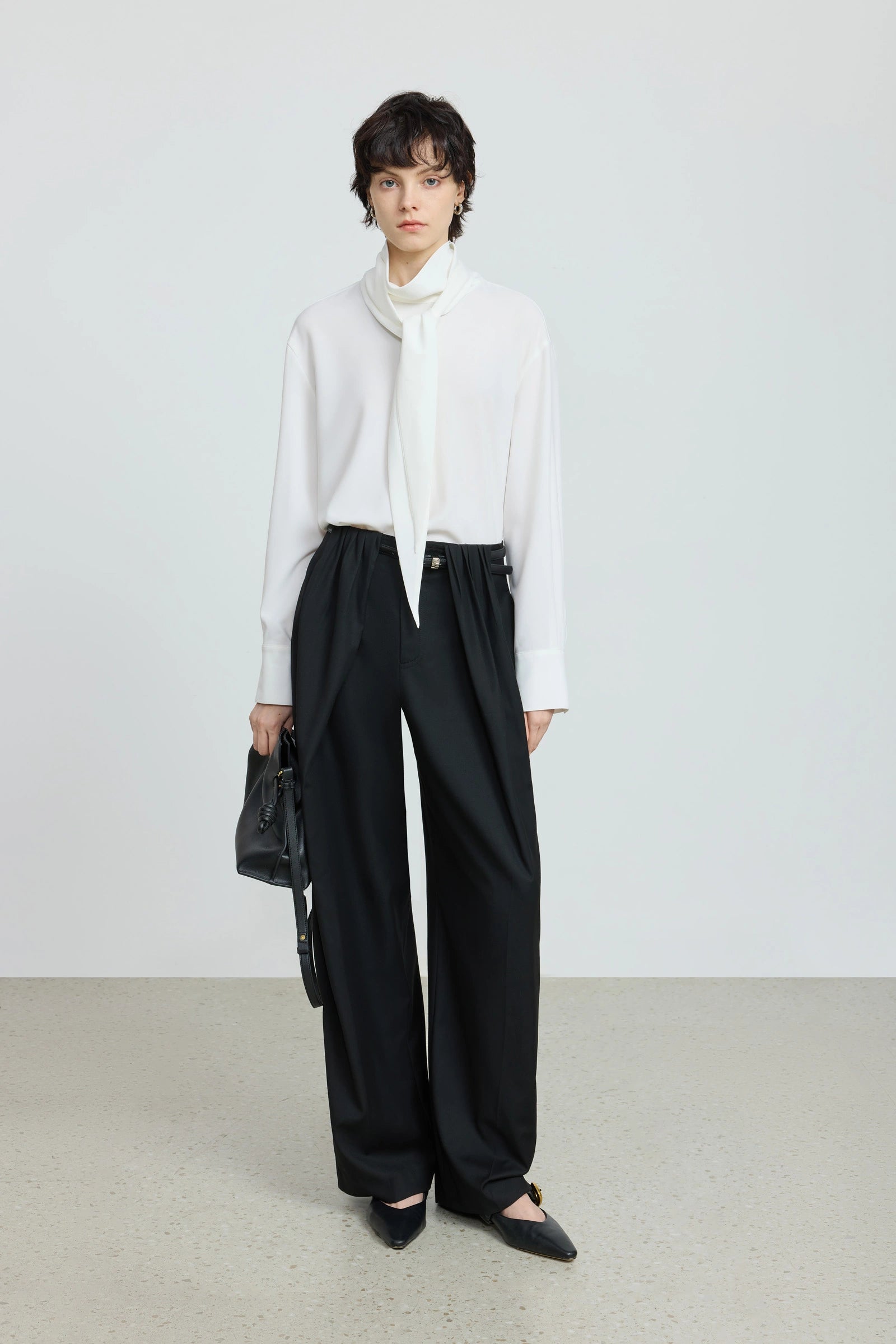#color_Off White