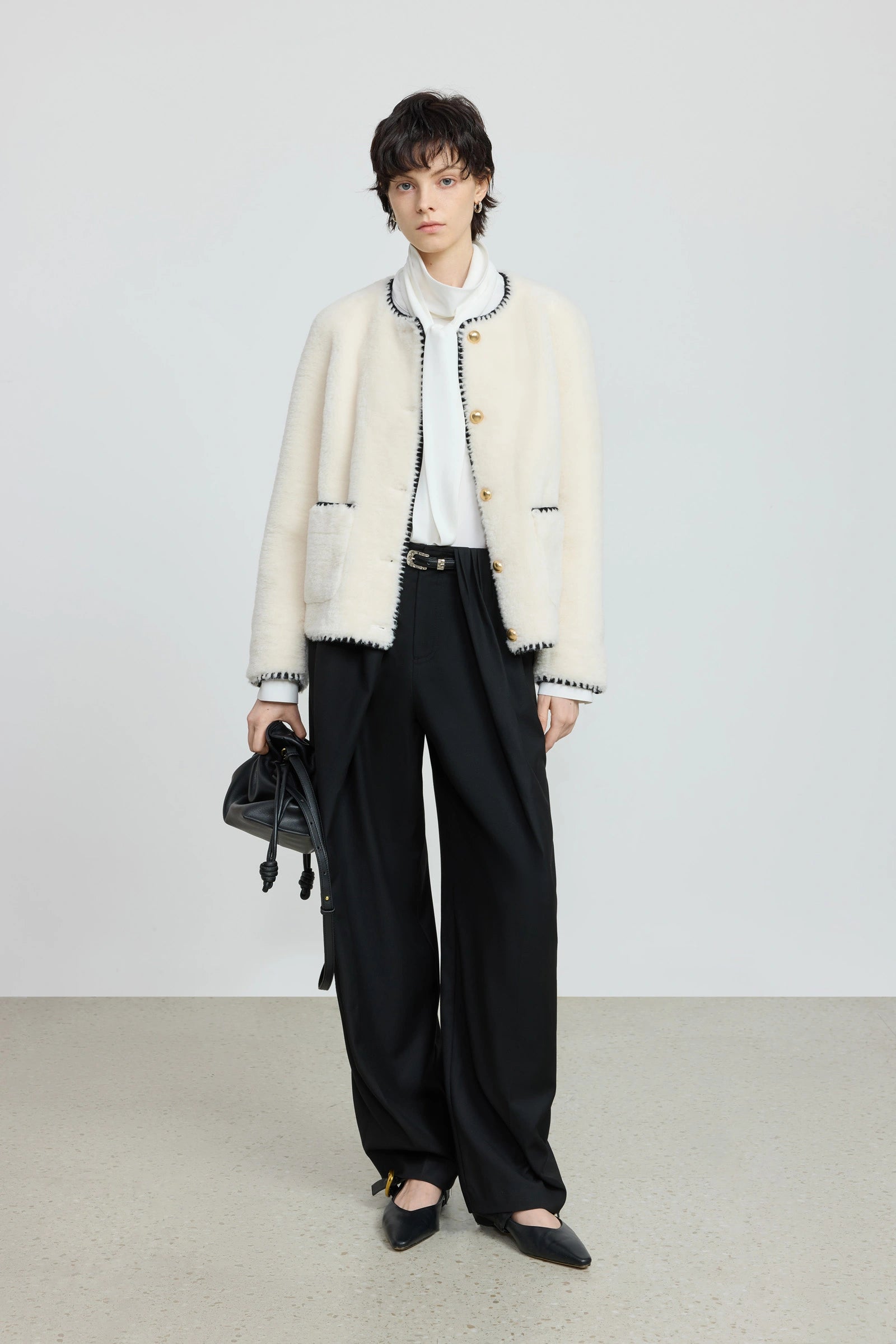 #color_Off White