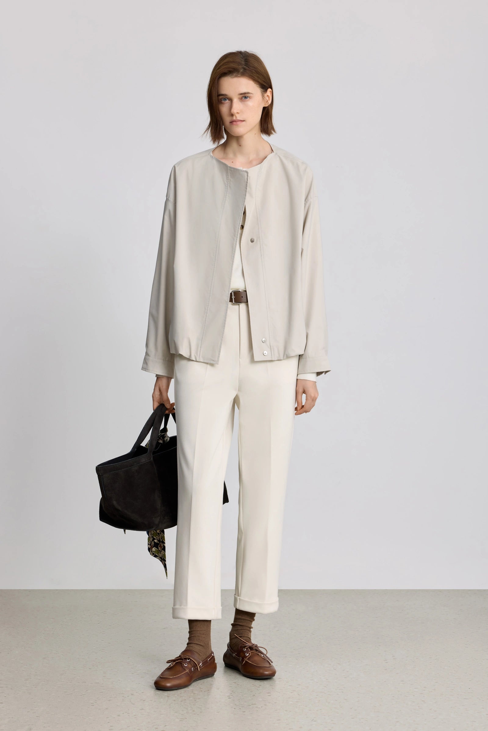 #color_Off White