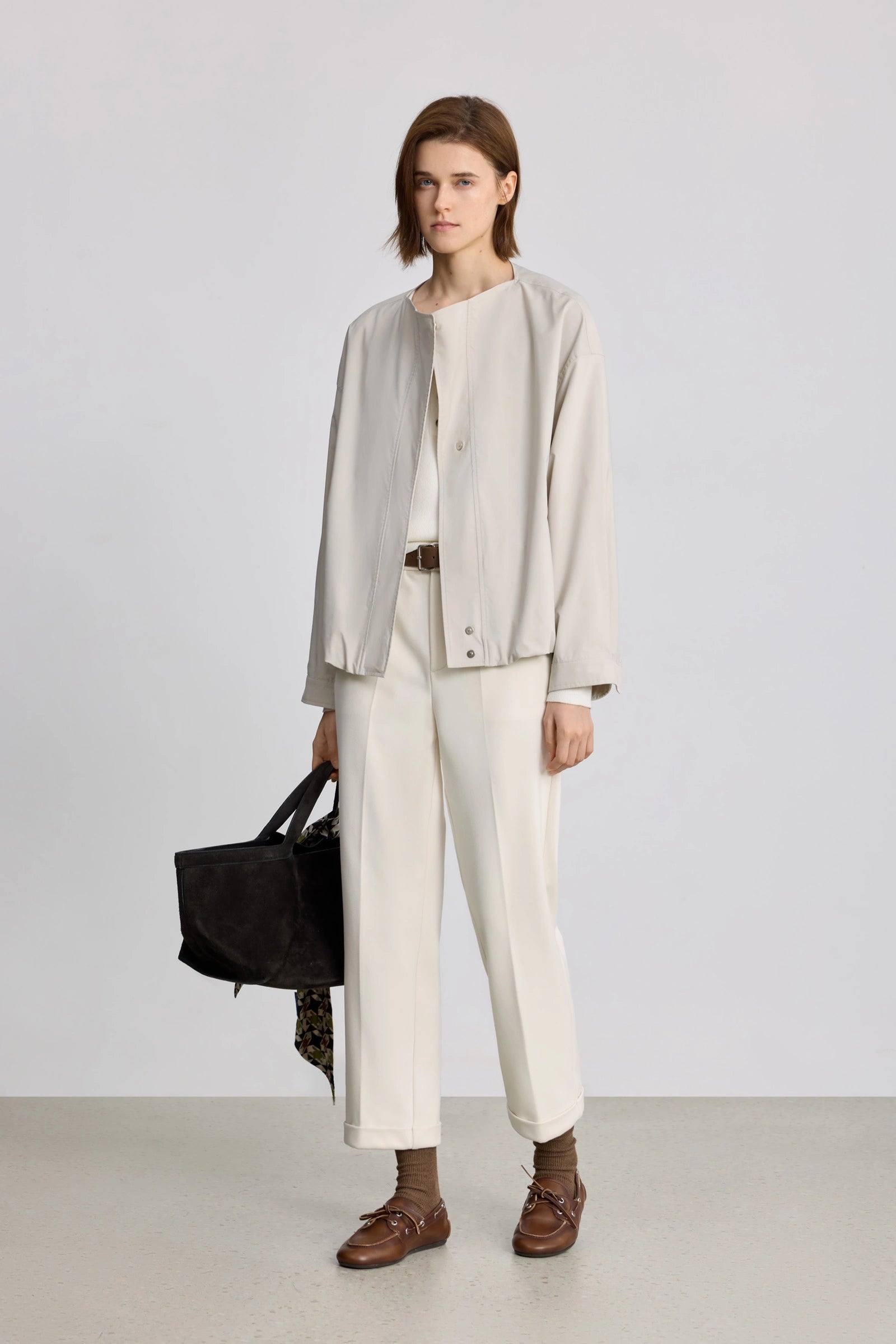 #color_Off White