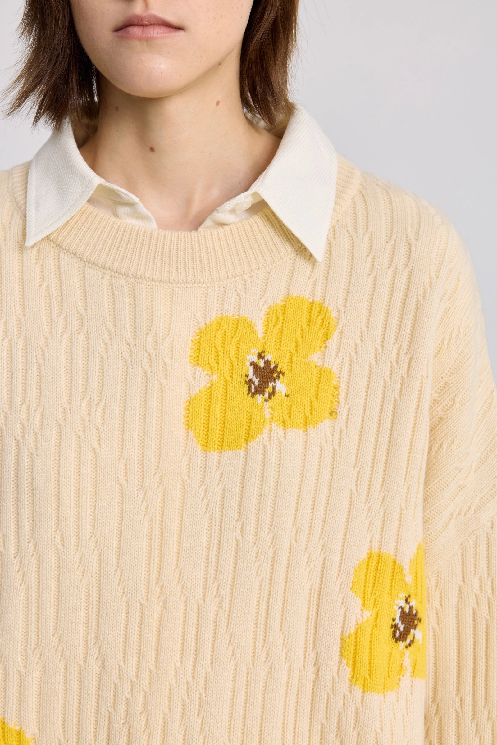 #color_Off White