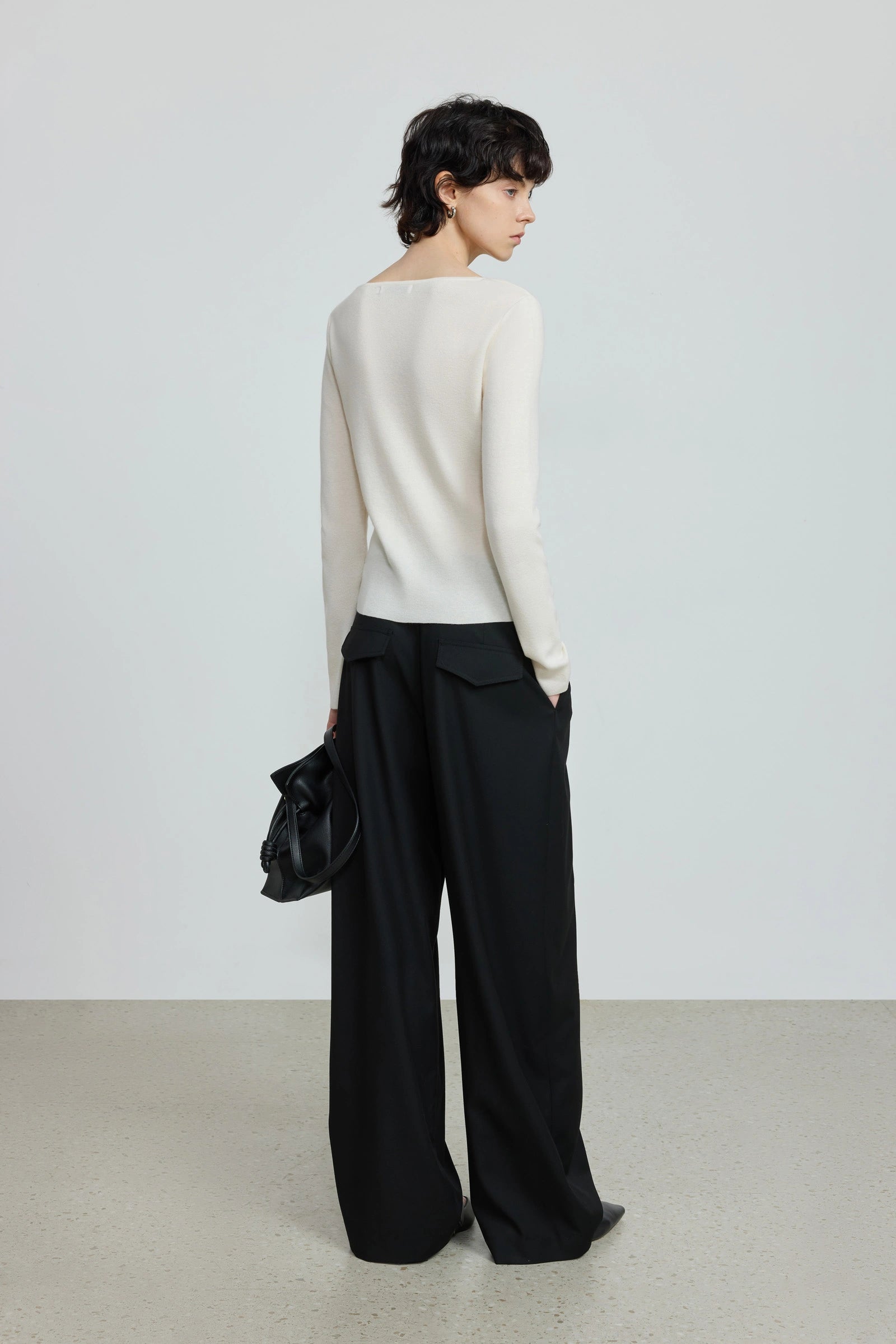 #color_Off White