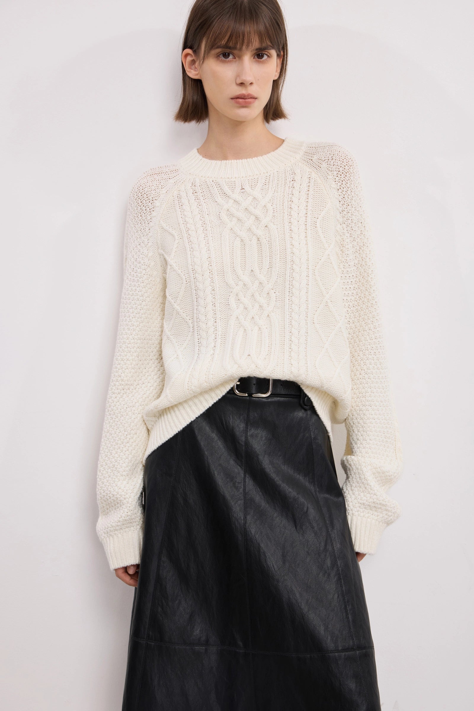 #color_Off White