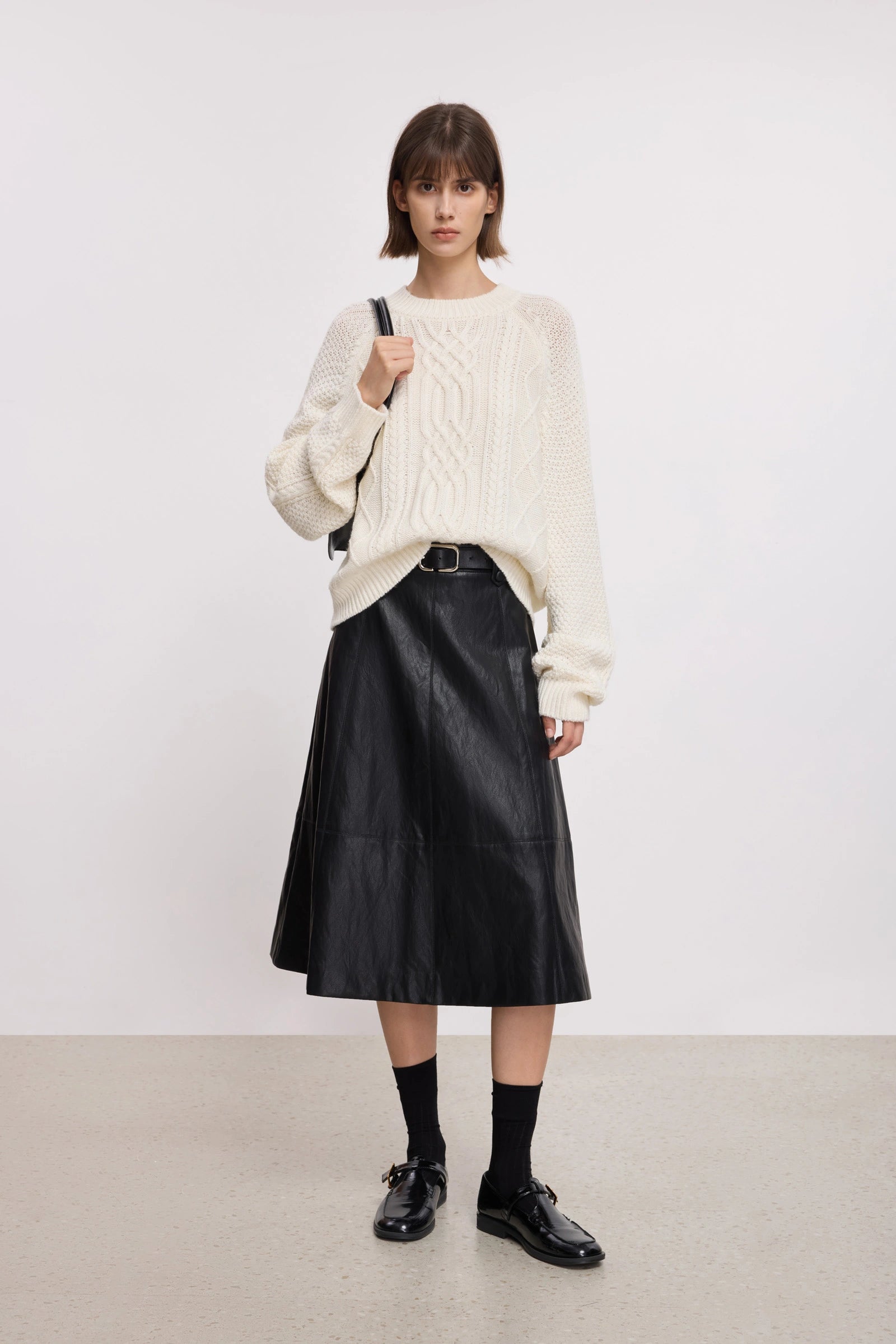 #color_Off White