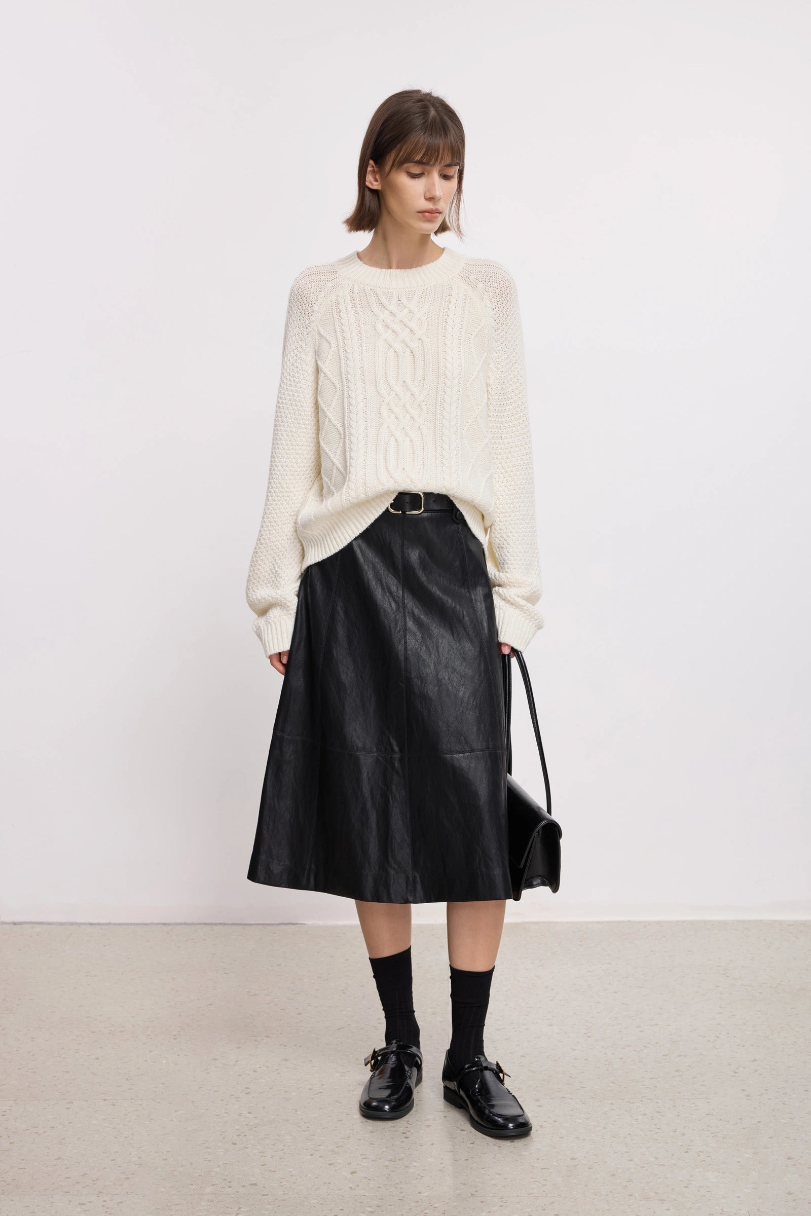 #color_Off White