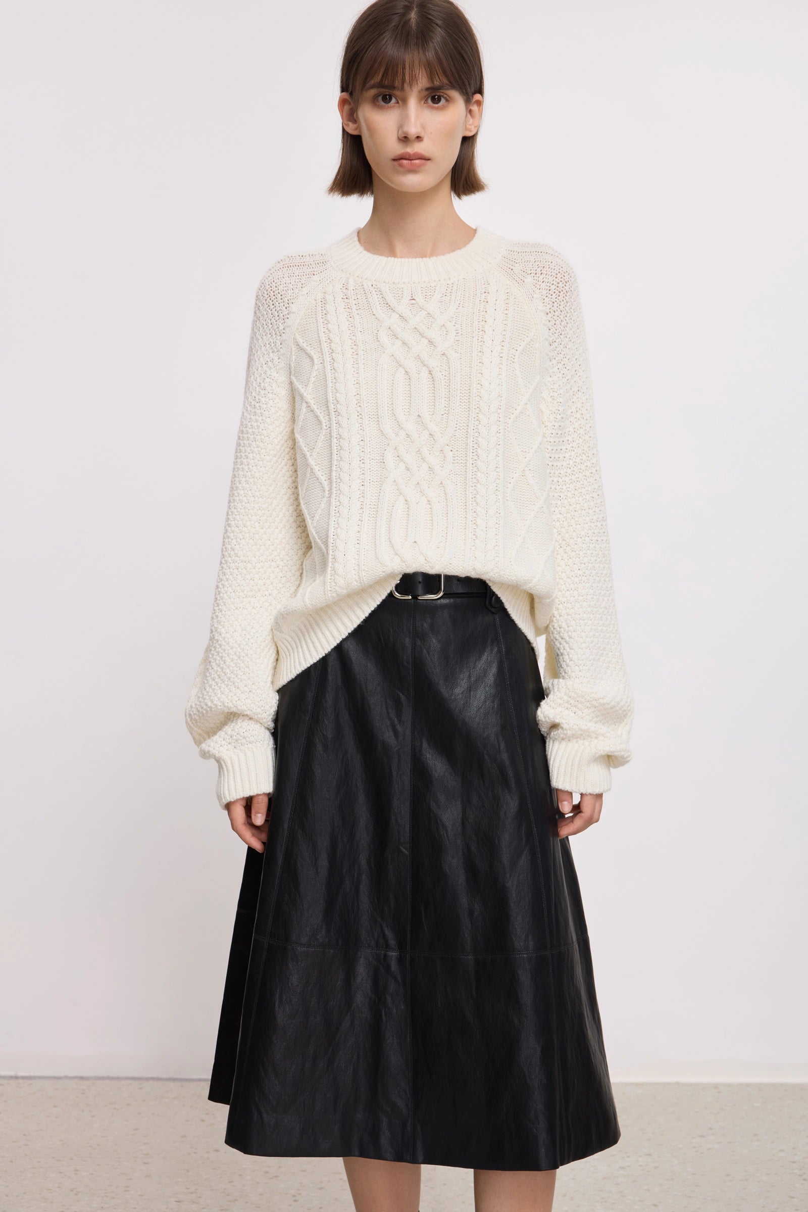 #color_Off White