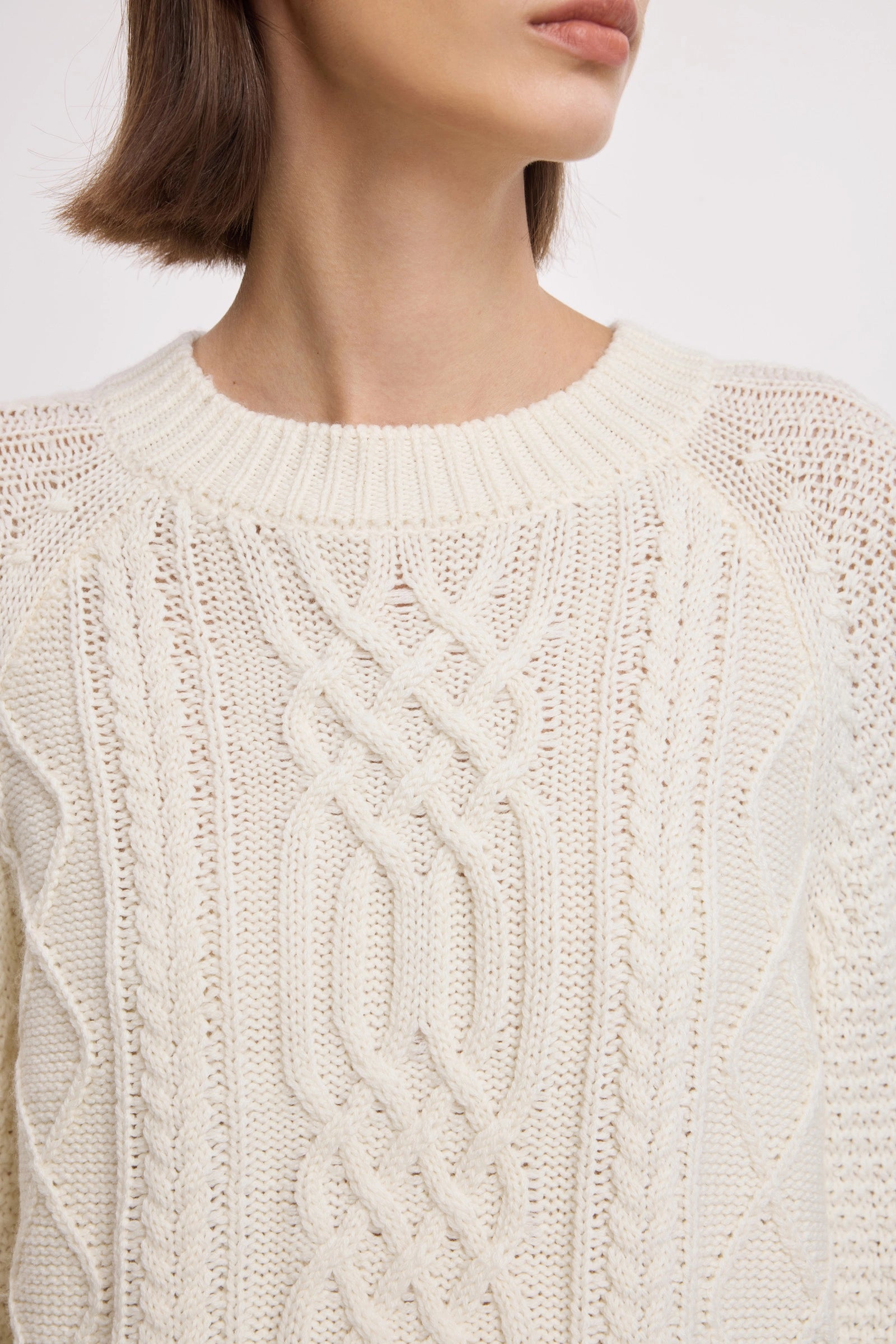 #color_Off White