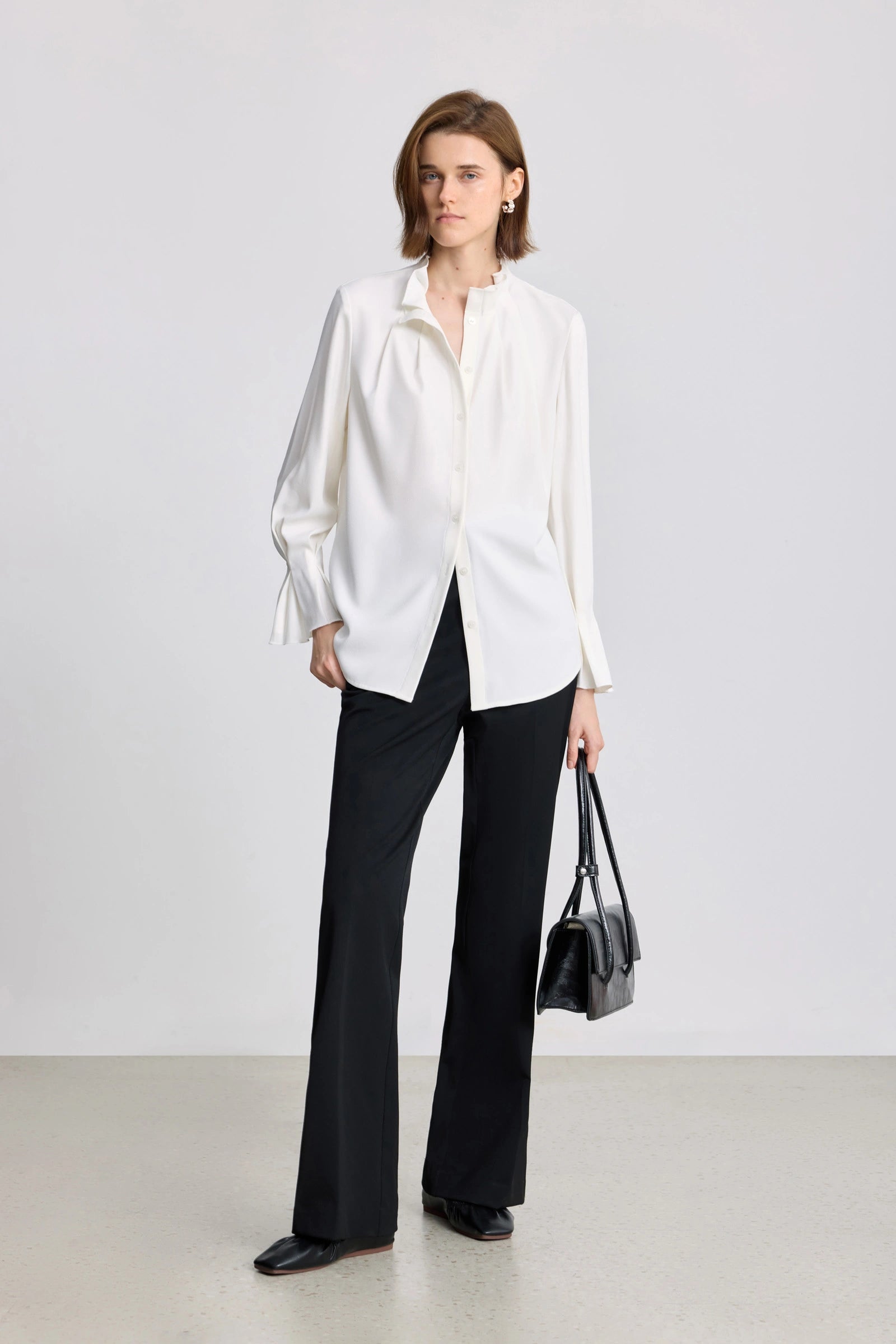 #color_Off White
