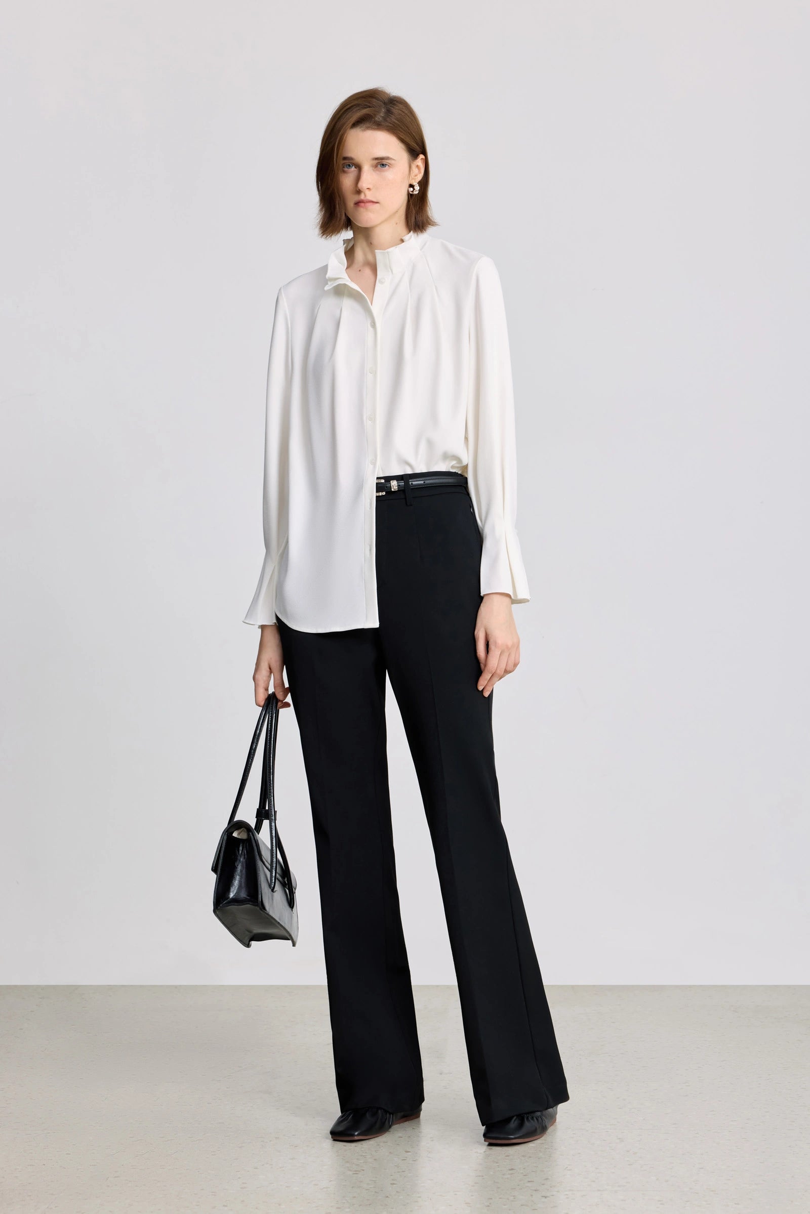 #color_Off White
