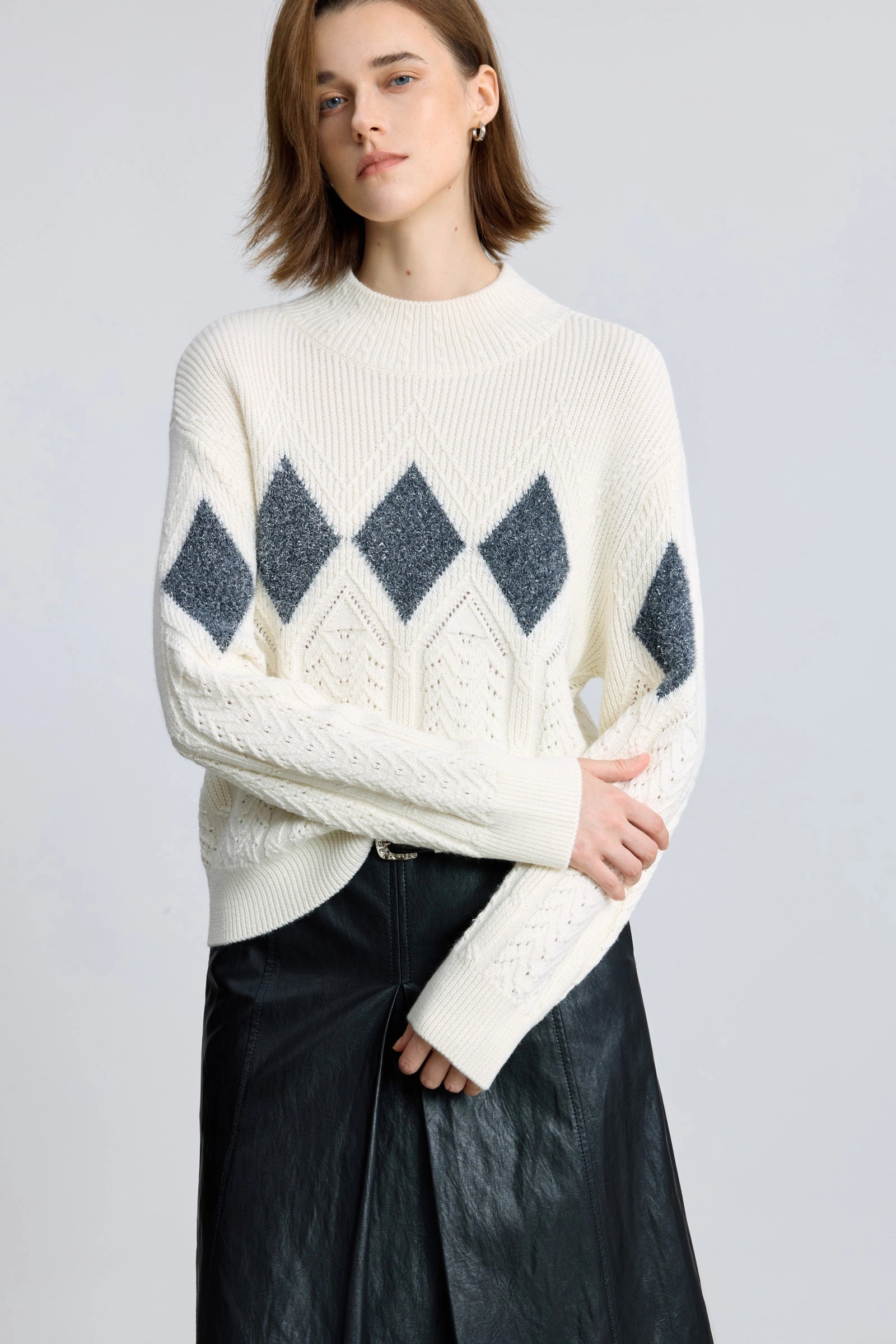 #color_Off White
