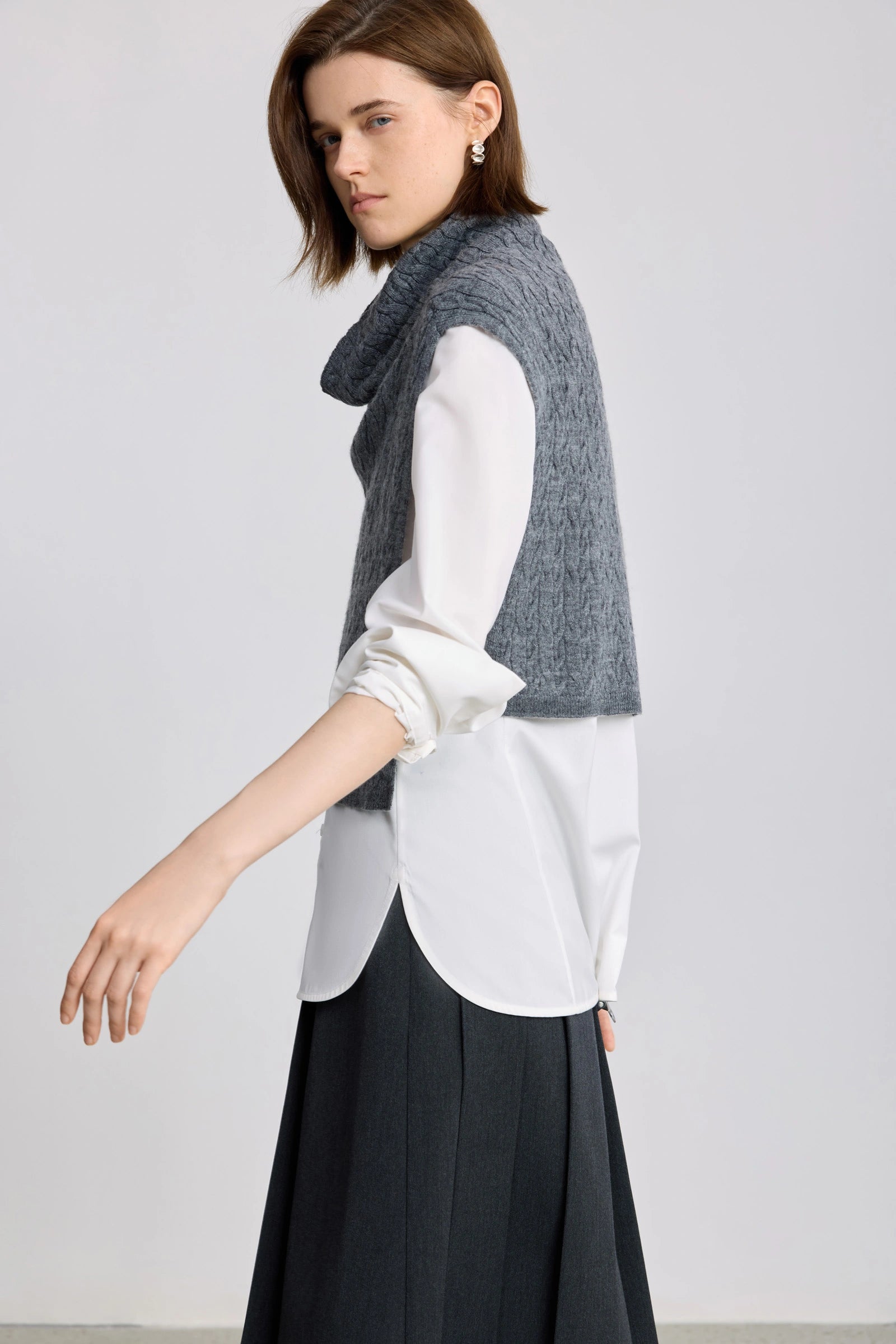 #color_Gray