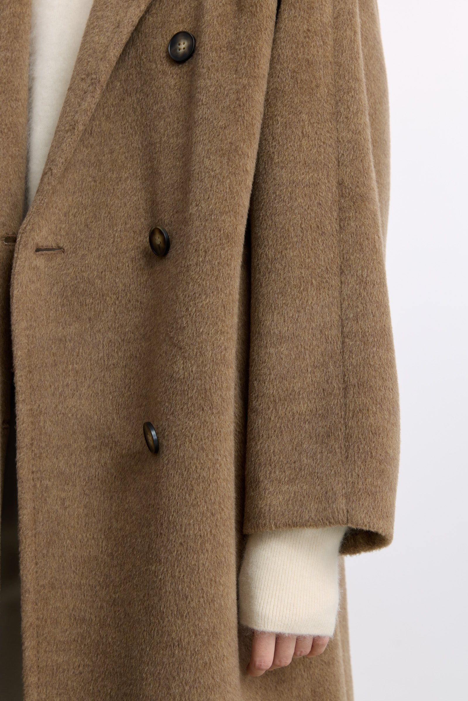 #color_Light Brown