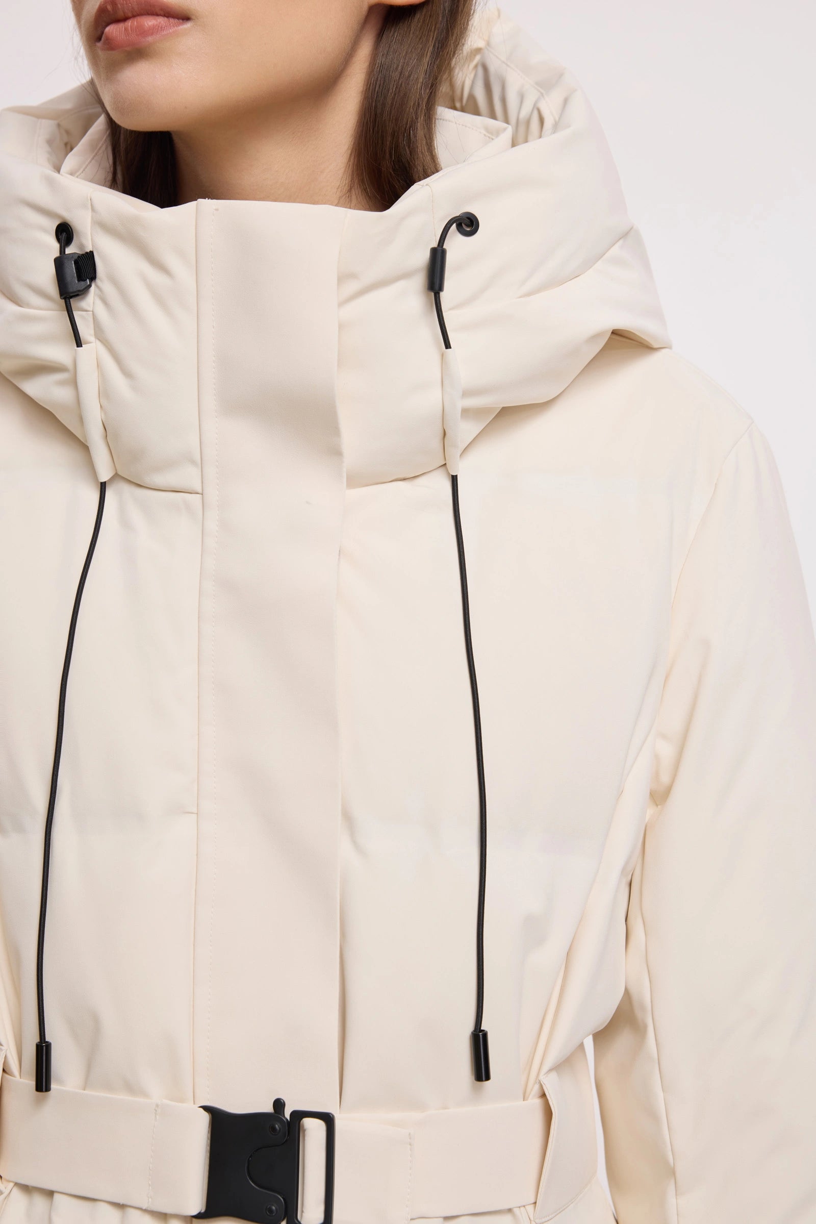 #color_Off White