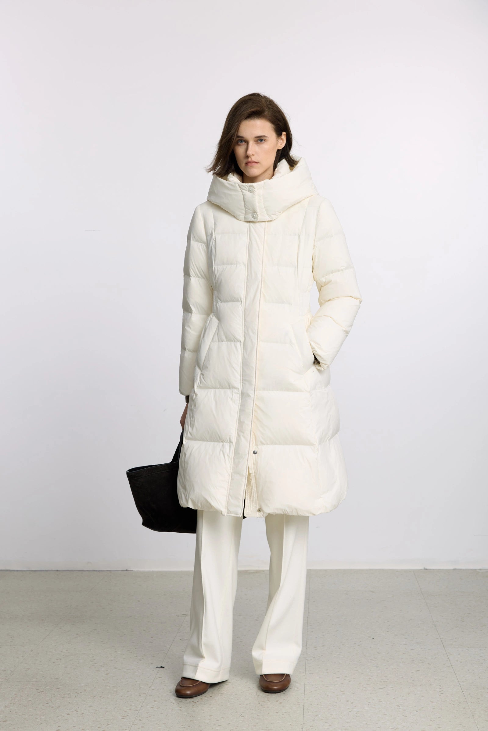 #color_Off White
