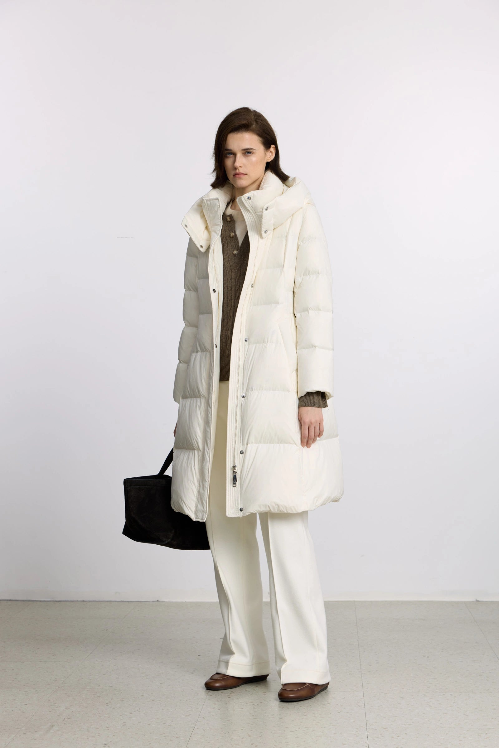 #color_Off White