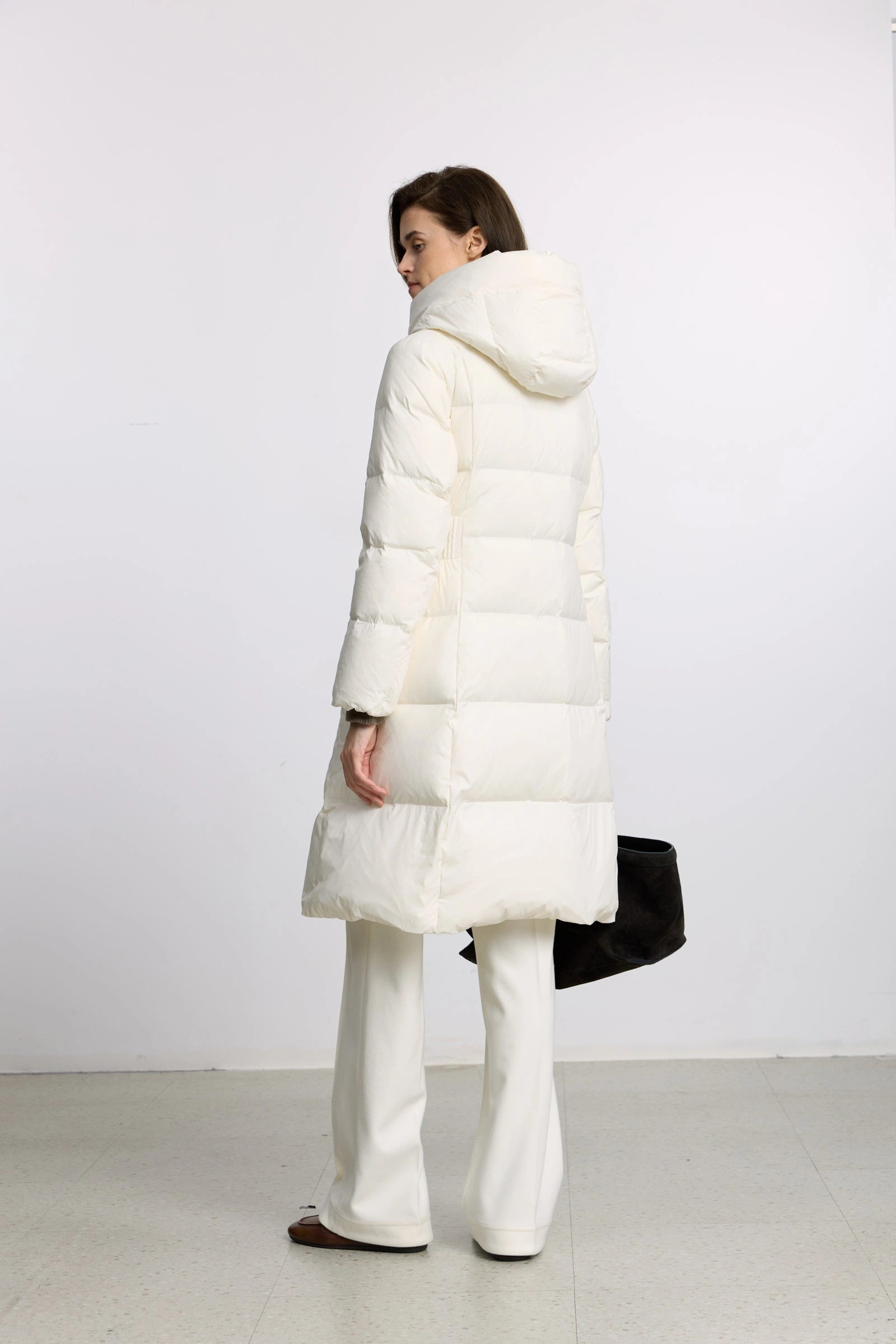 #color_Off White