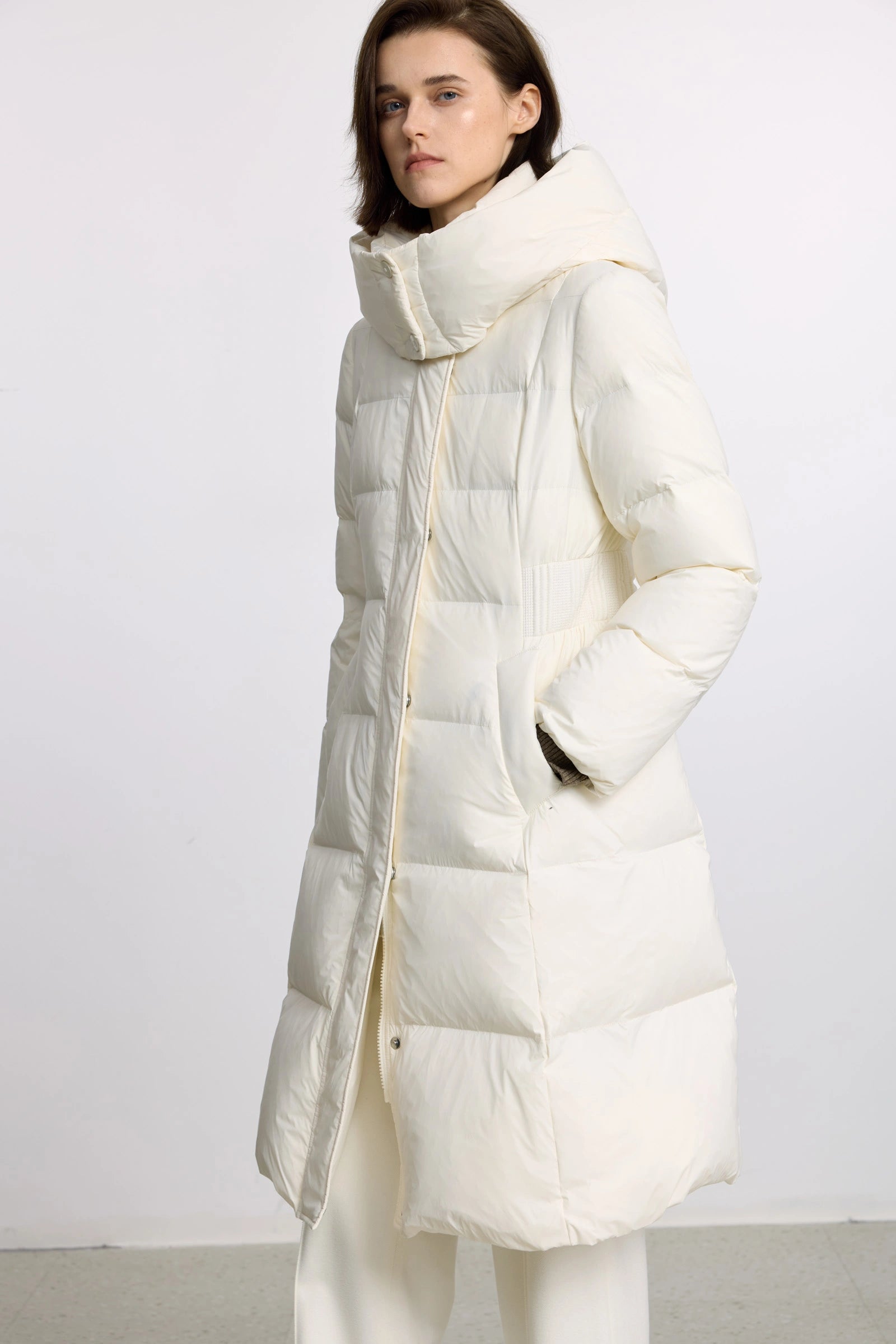#color_Off White