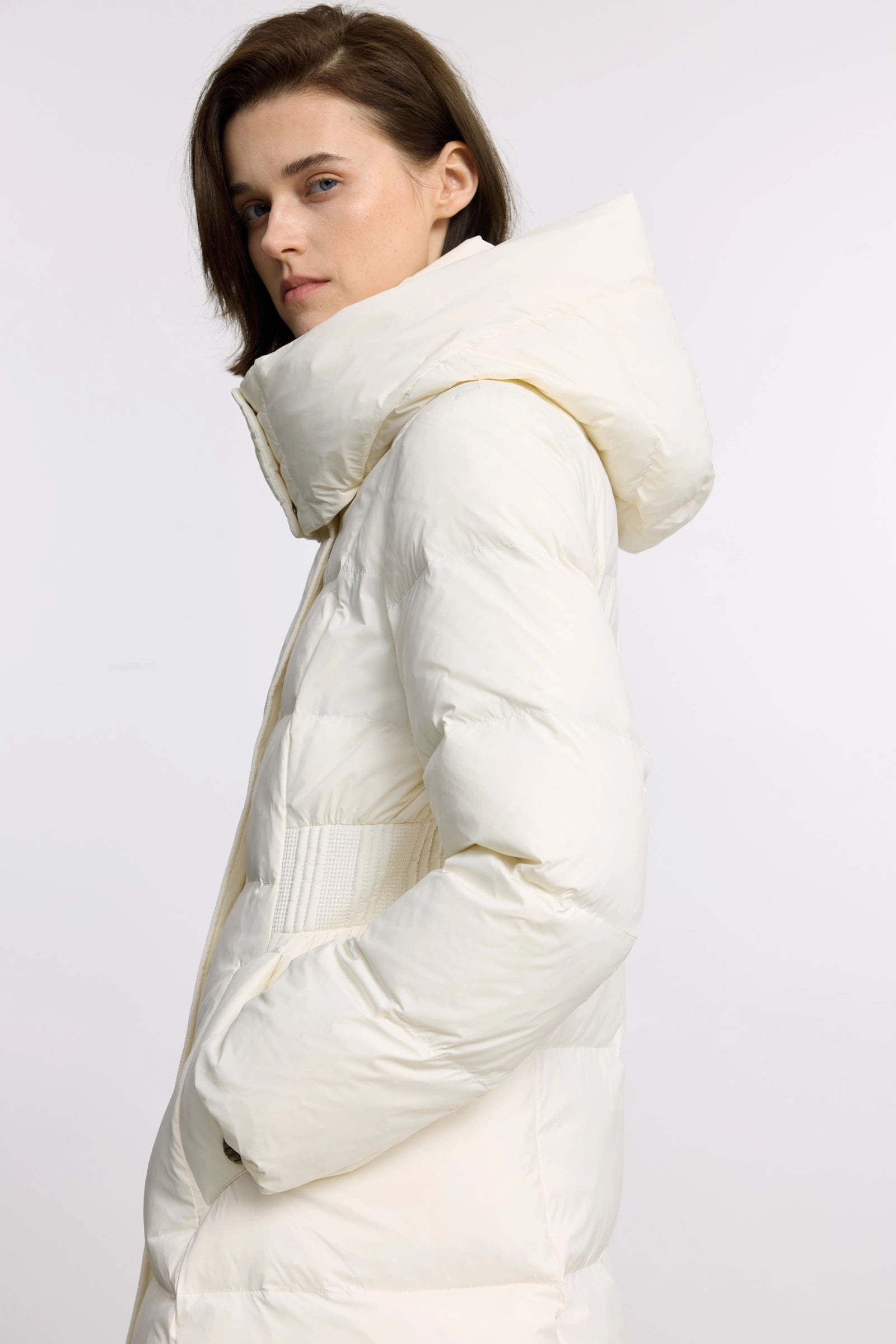 #color_Off White