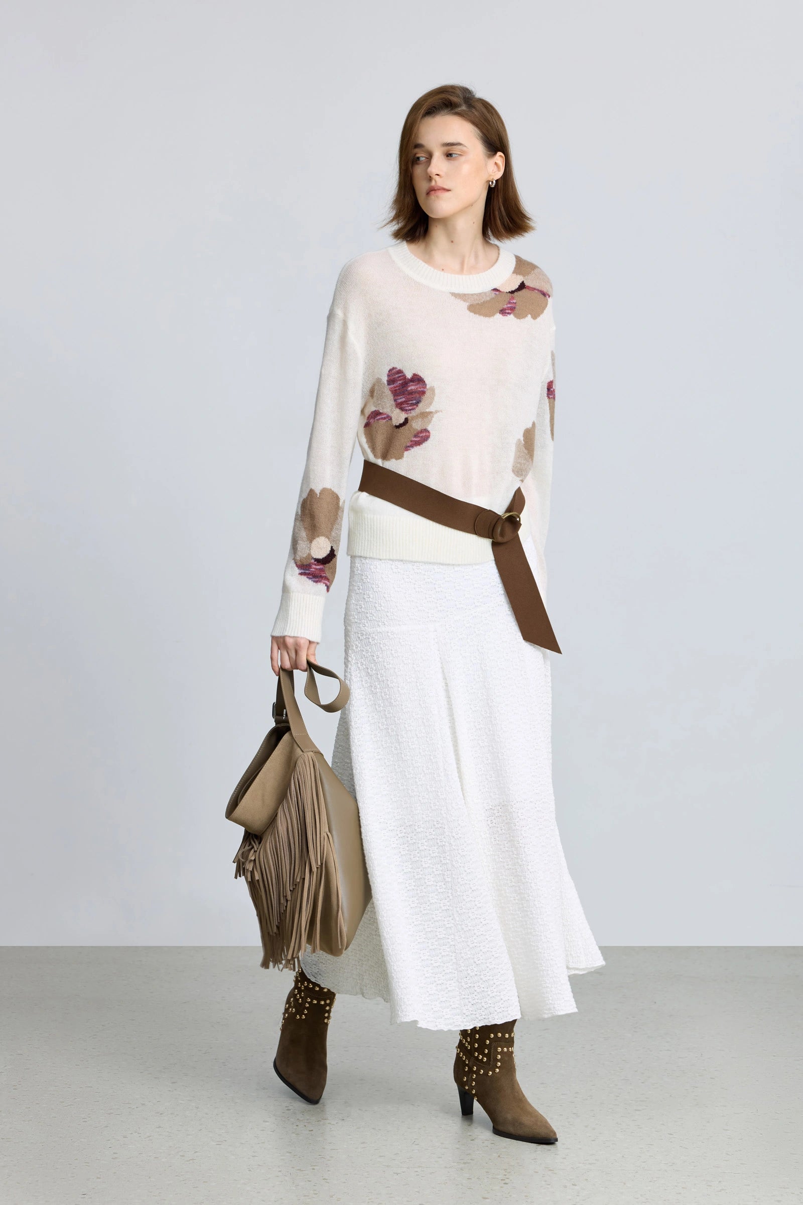 #color_Off White