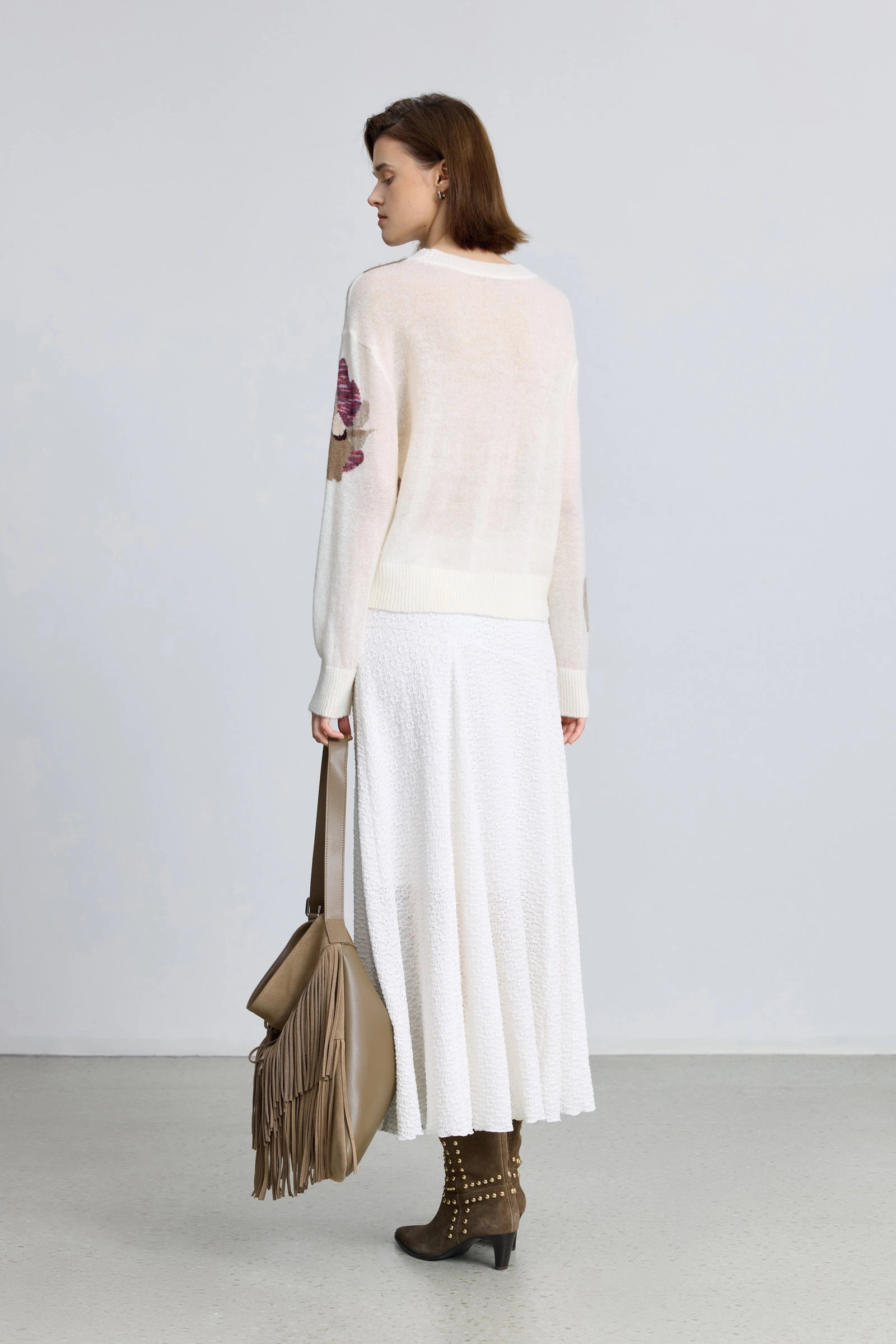 #color_Off White