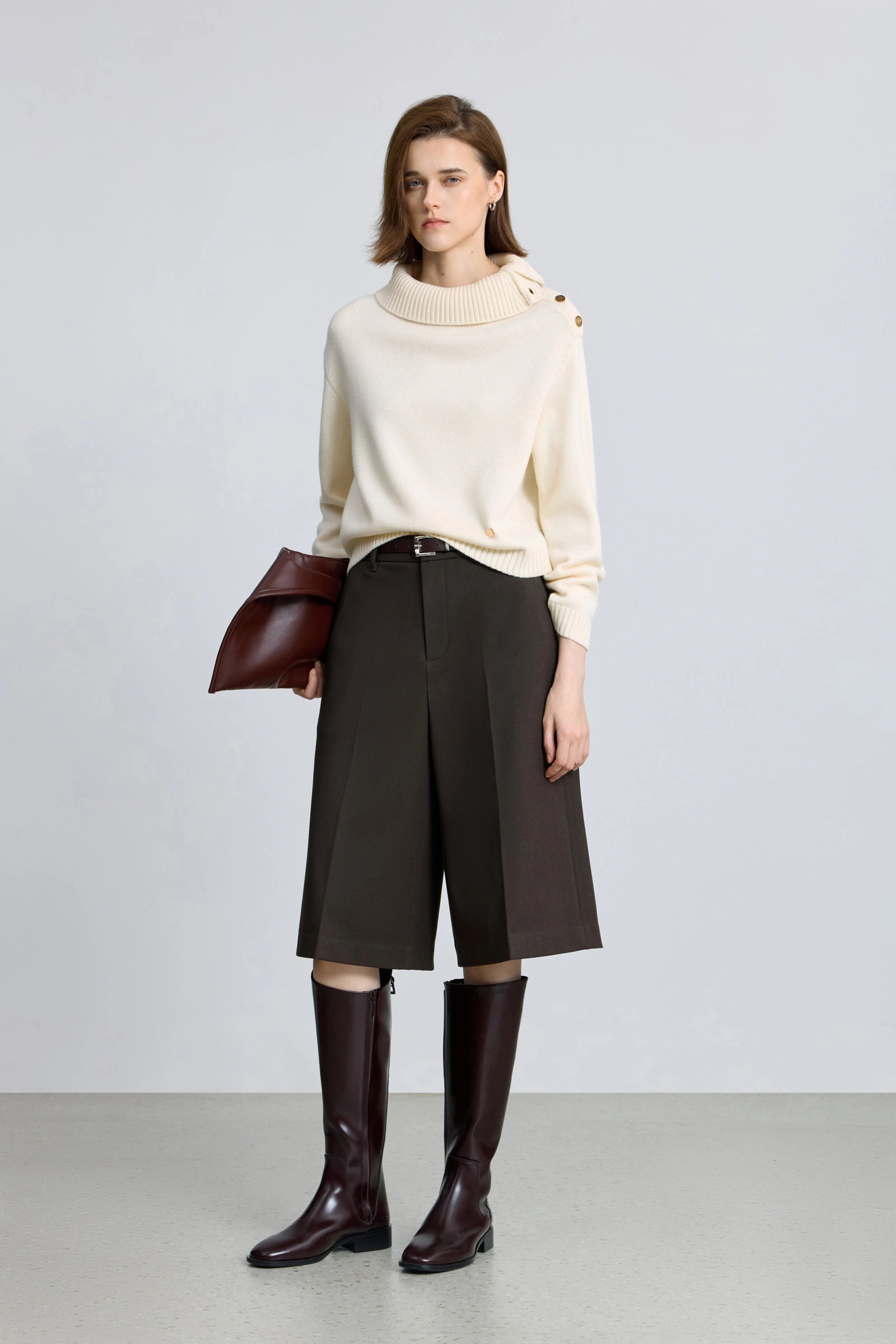 #color_Off White