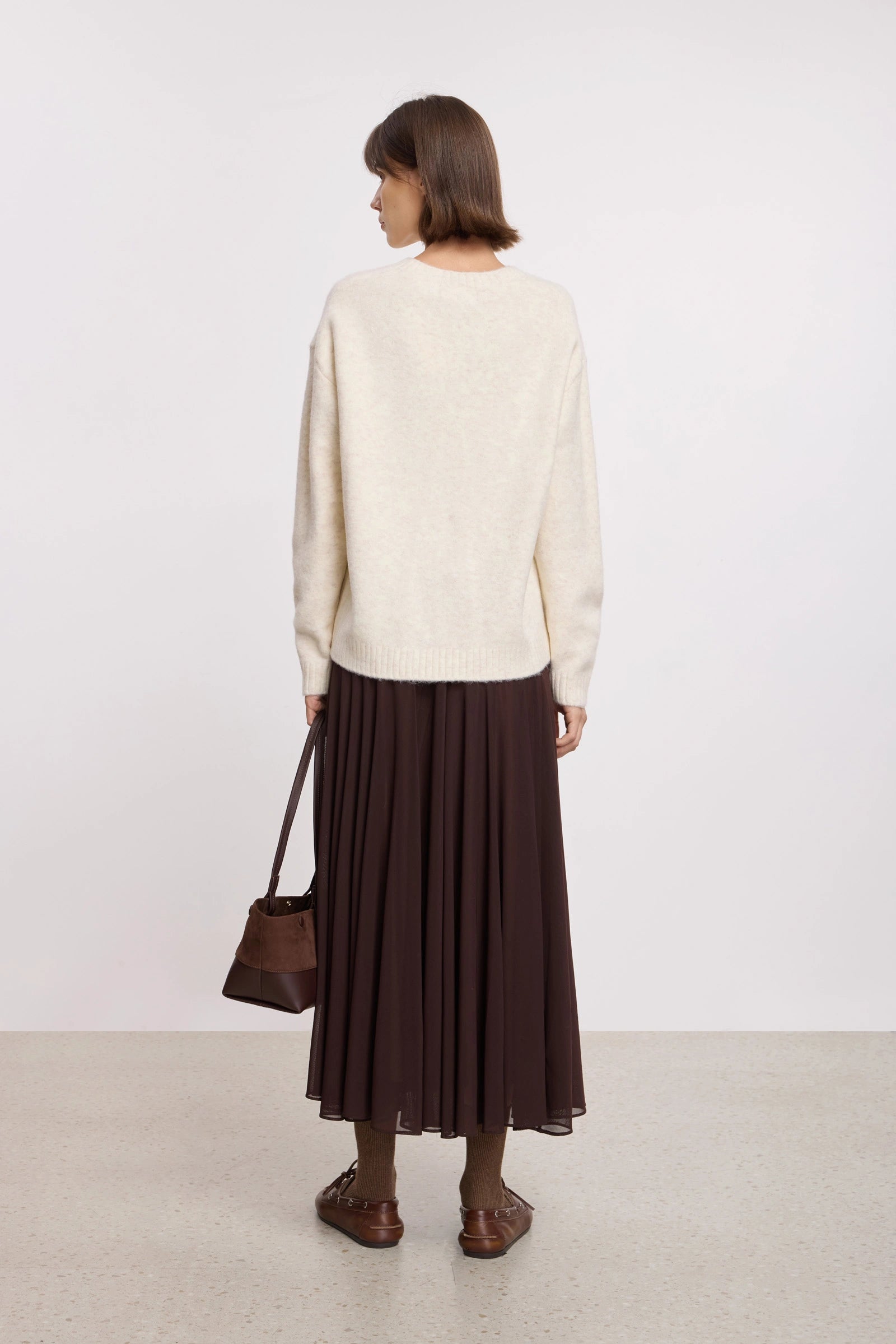 #color_Off White